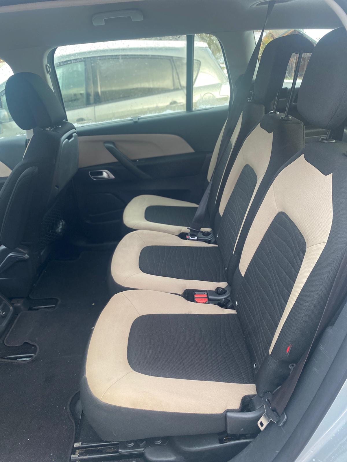 Citroen C4 Picasso avec Pneus neige