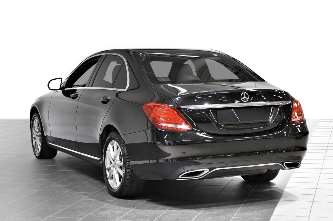 Mercedes C-Klasse med GPS