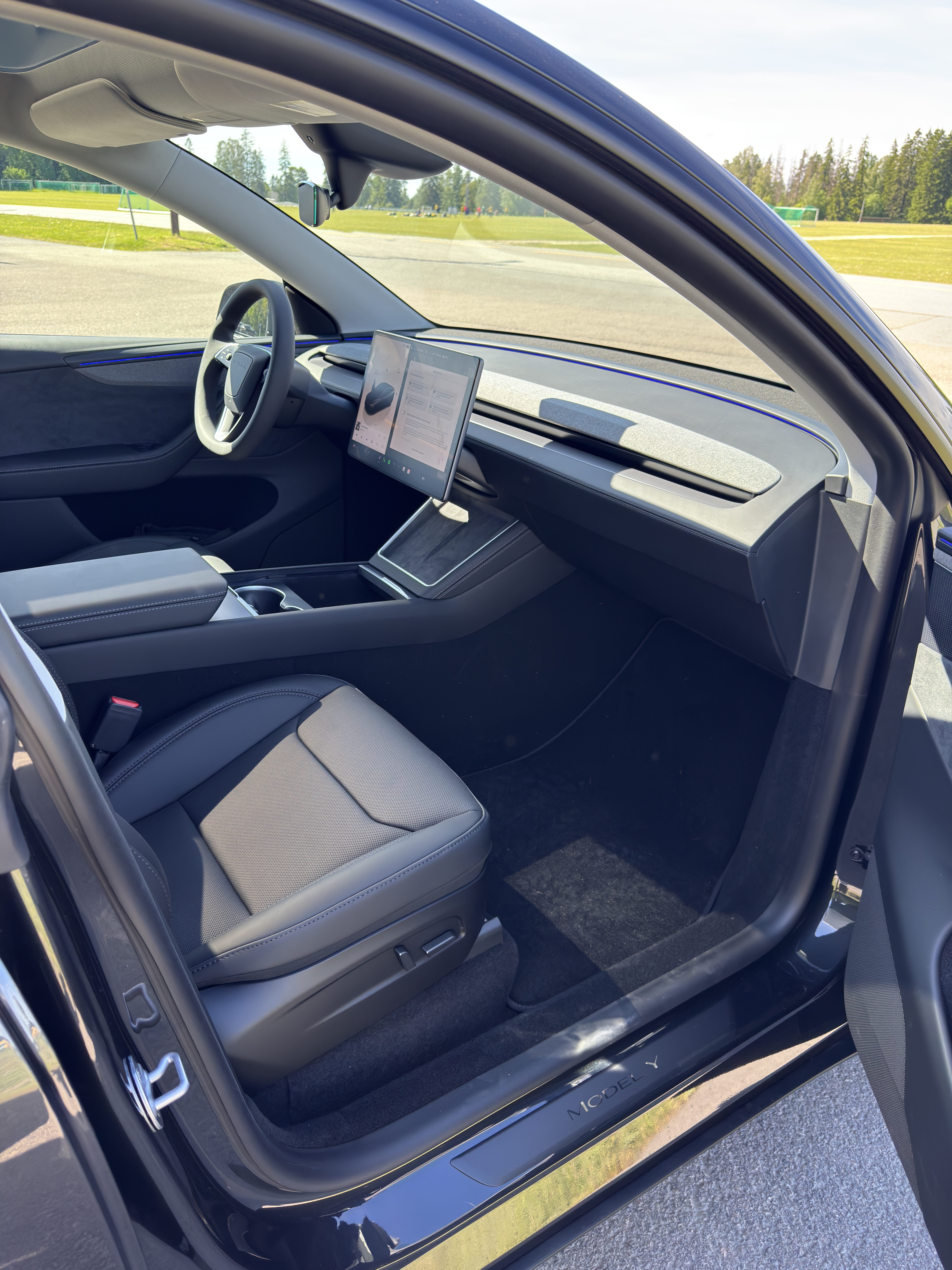 Tesla Model Y Long Range med Cruisekontroll