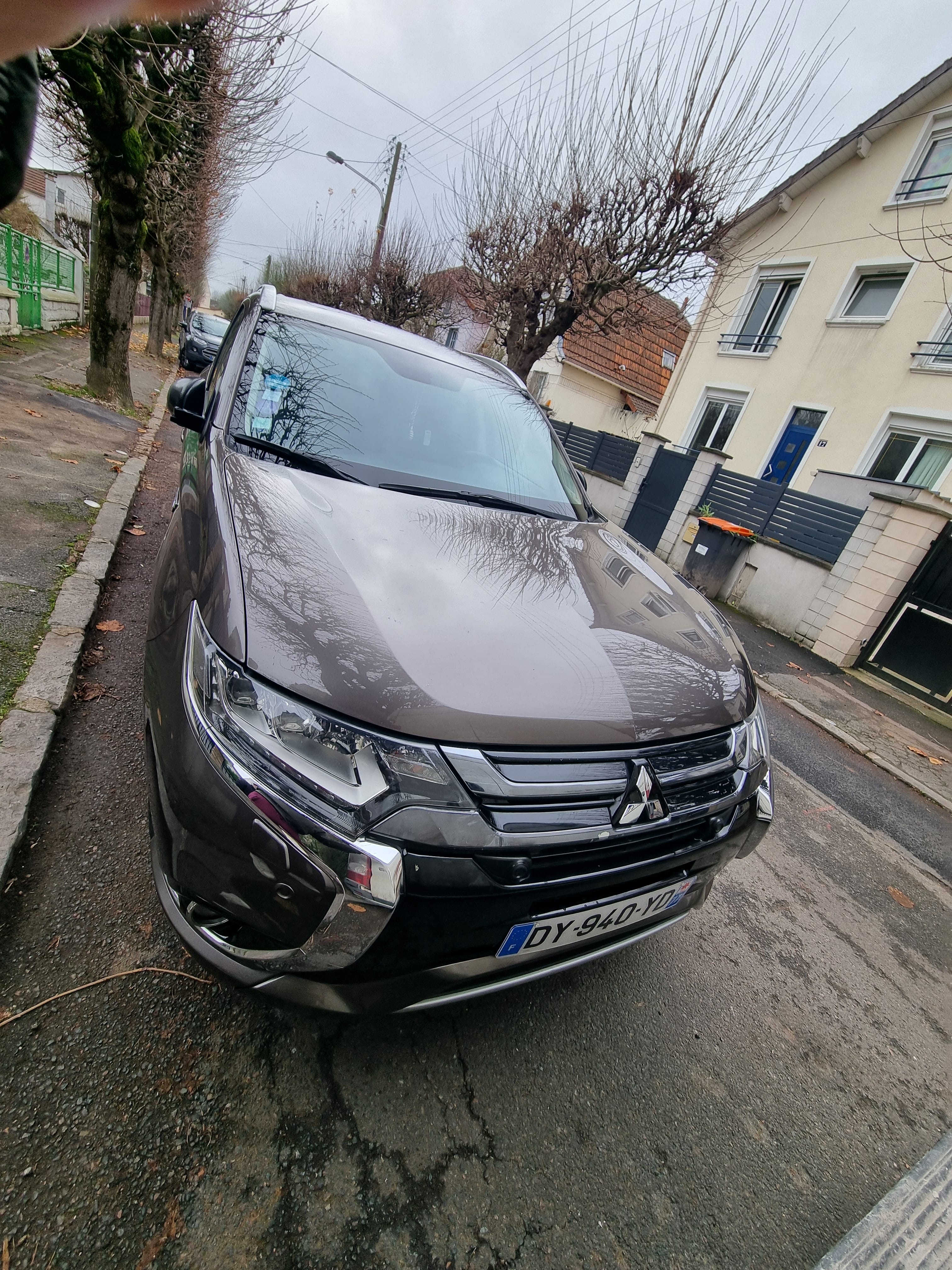 Mitsubishi Outlander avec Climatisation