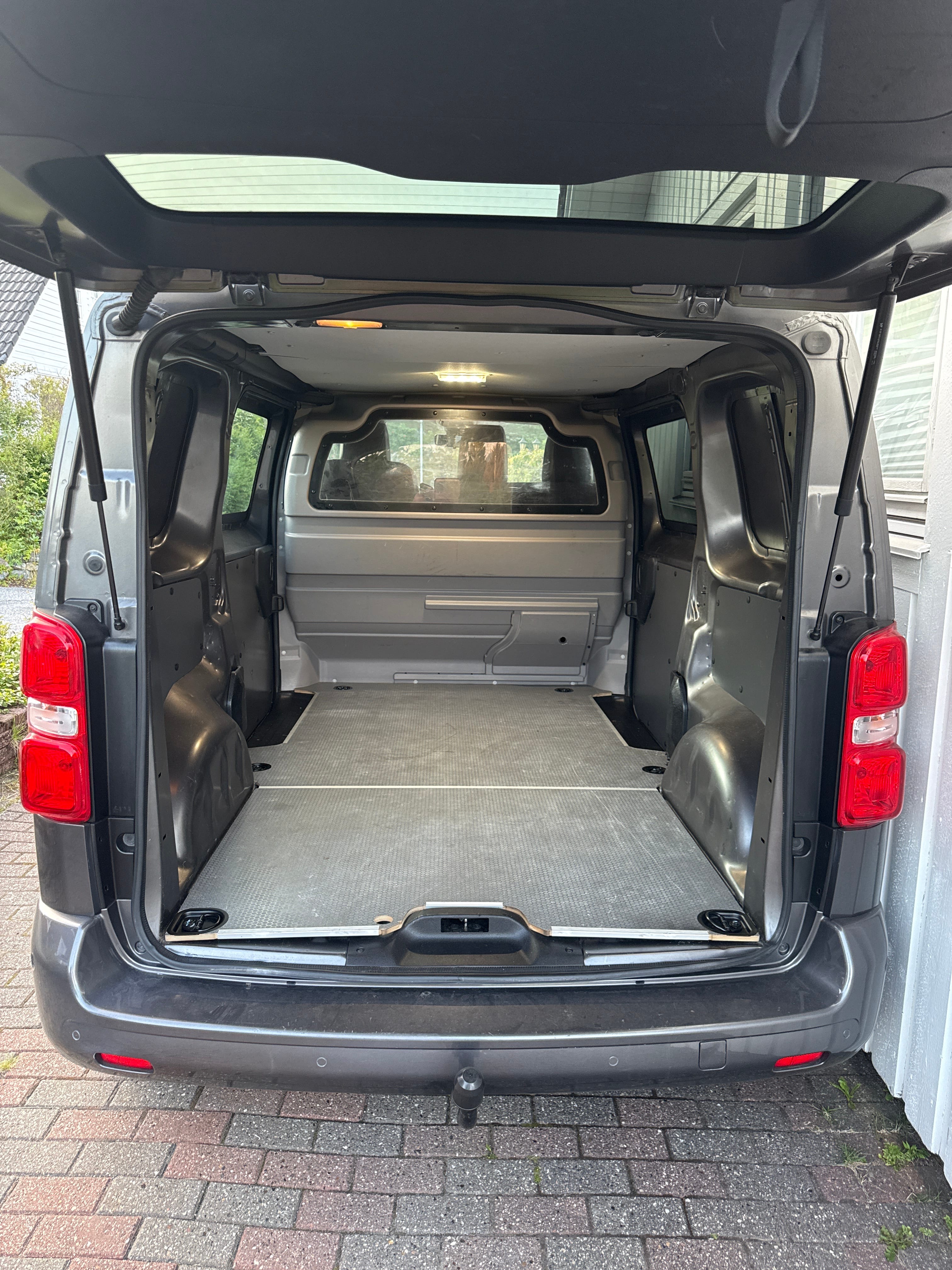 Toyota Proace Varebil med Vinterdekk