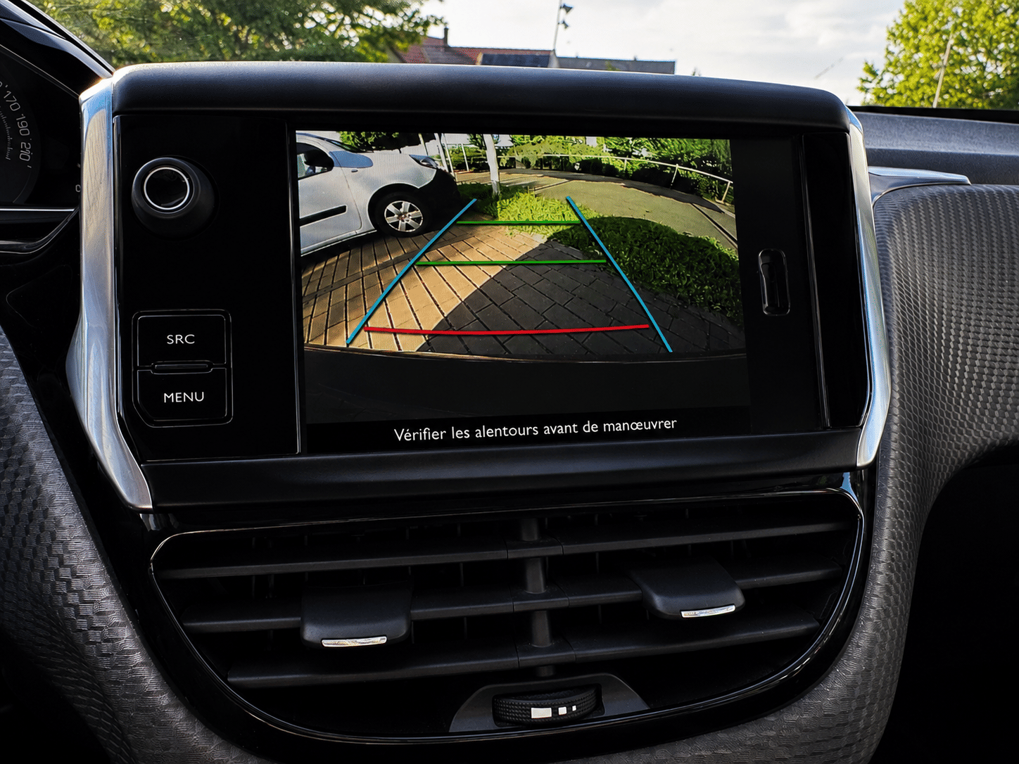 Peugeot 208 Allure 110 ch Essence avec Apple CarPlay