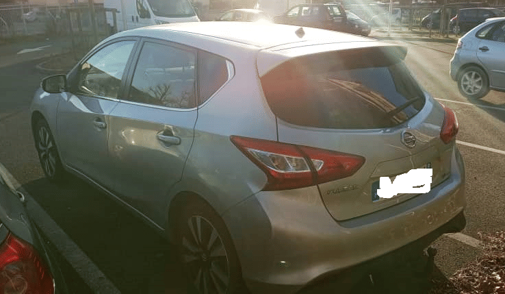 Nissan Pulsar avec GPS