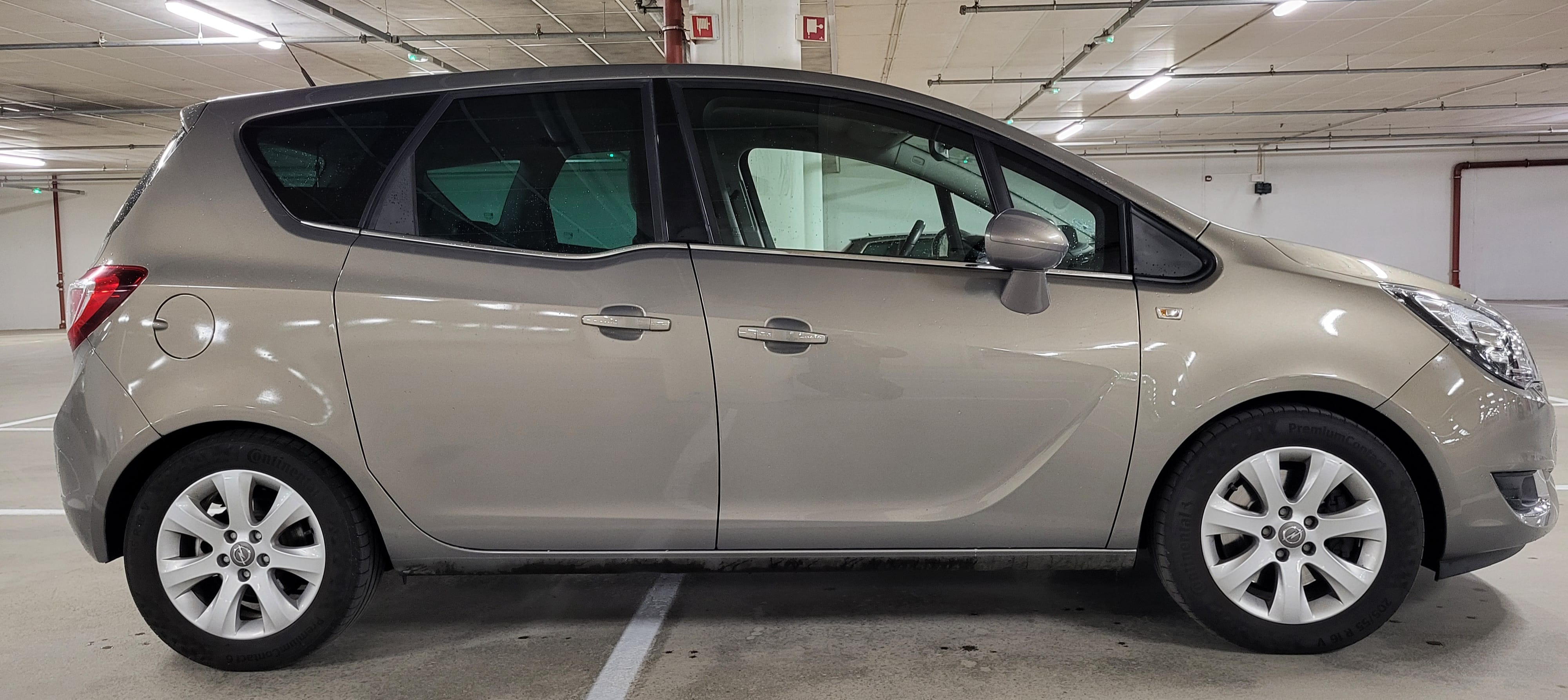 Opel Meriva 1.6tdi met Airco