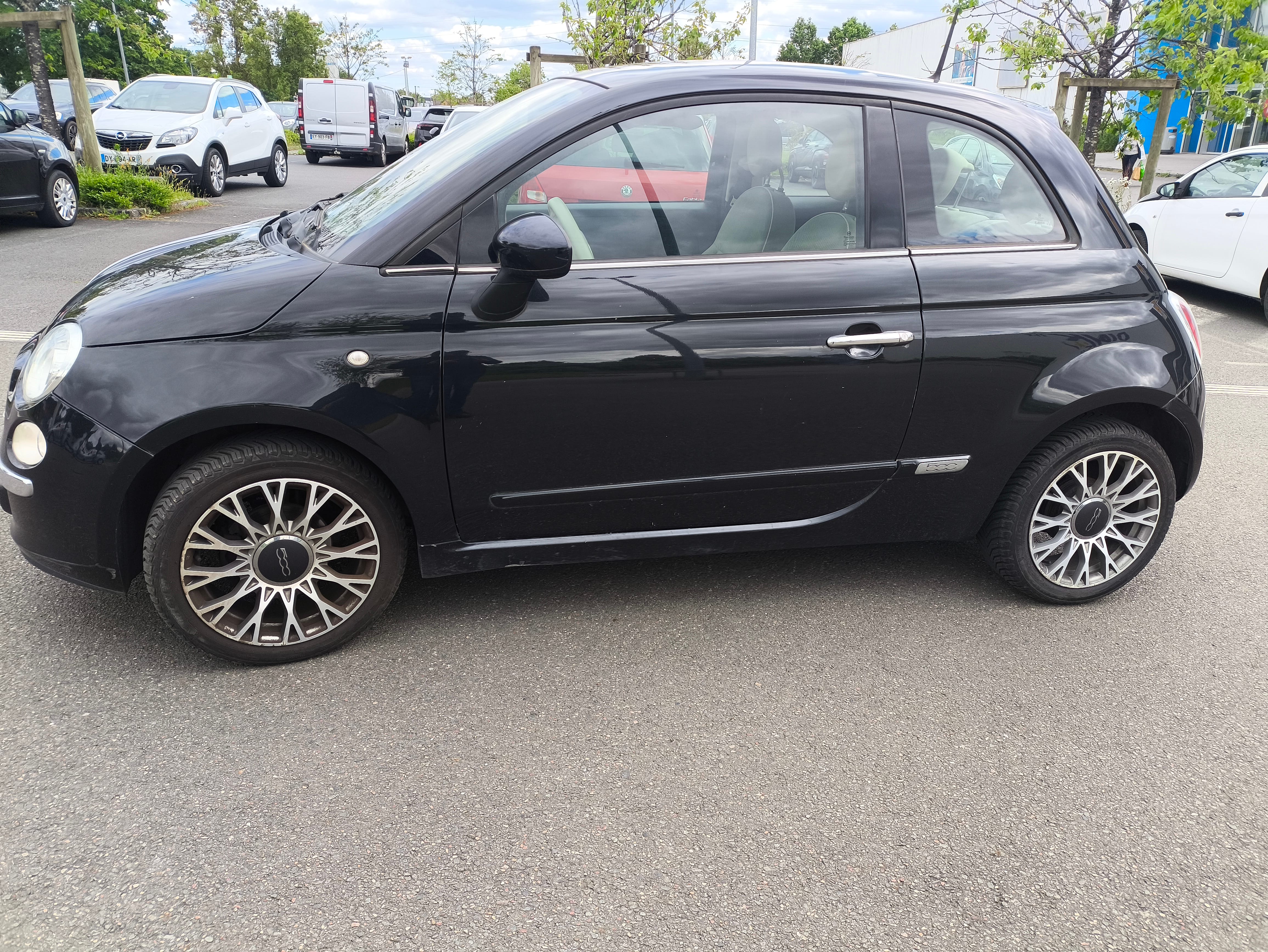 Fiat 500 con Entrada de Audio/iPod