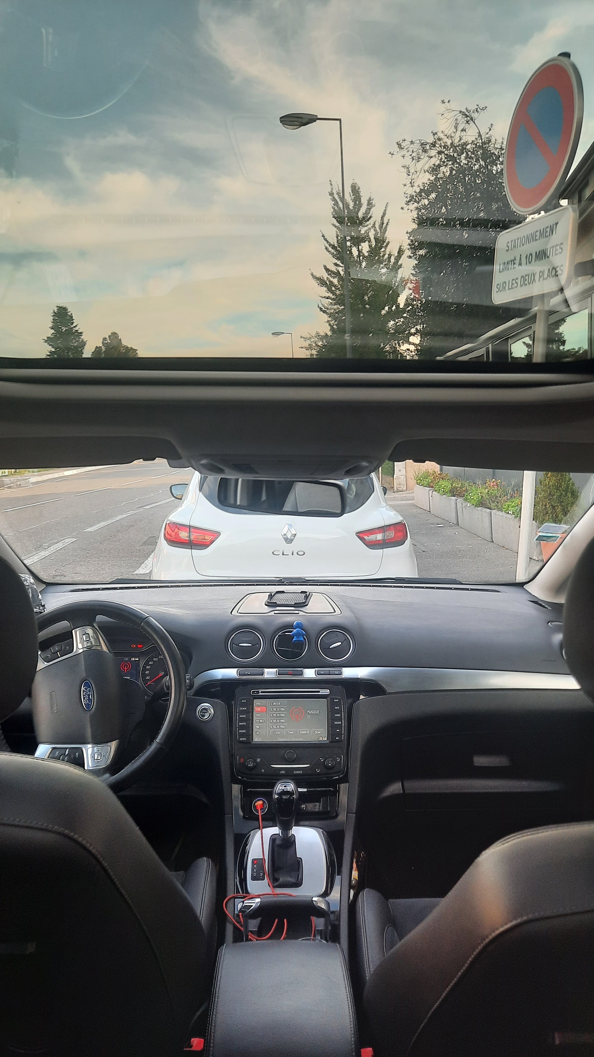 Ford S-Max 2l avec Climatisation