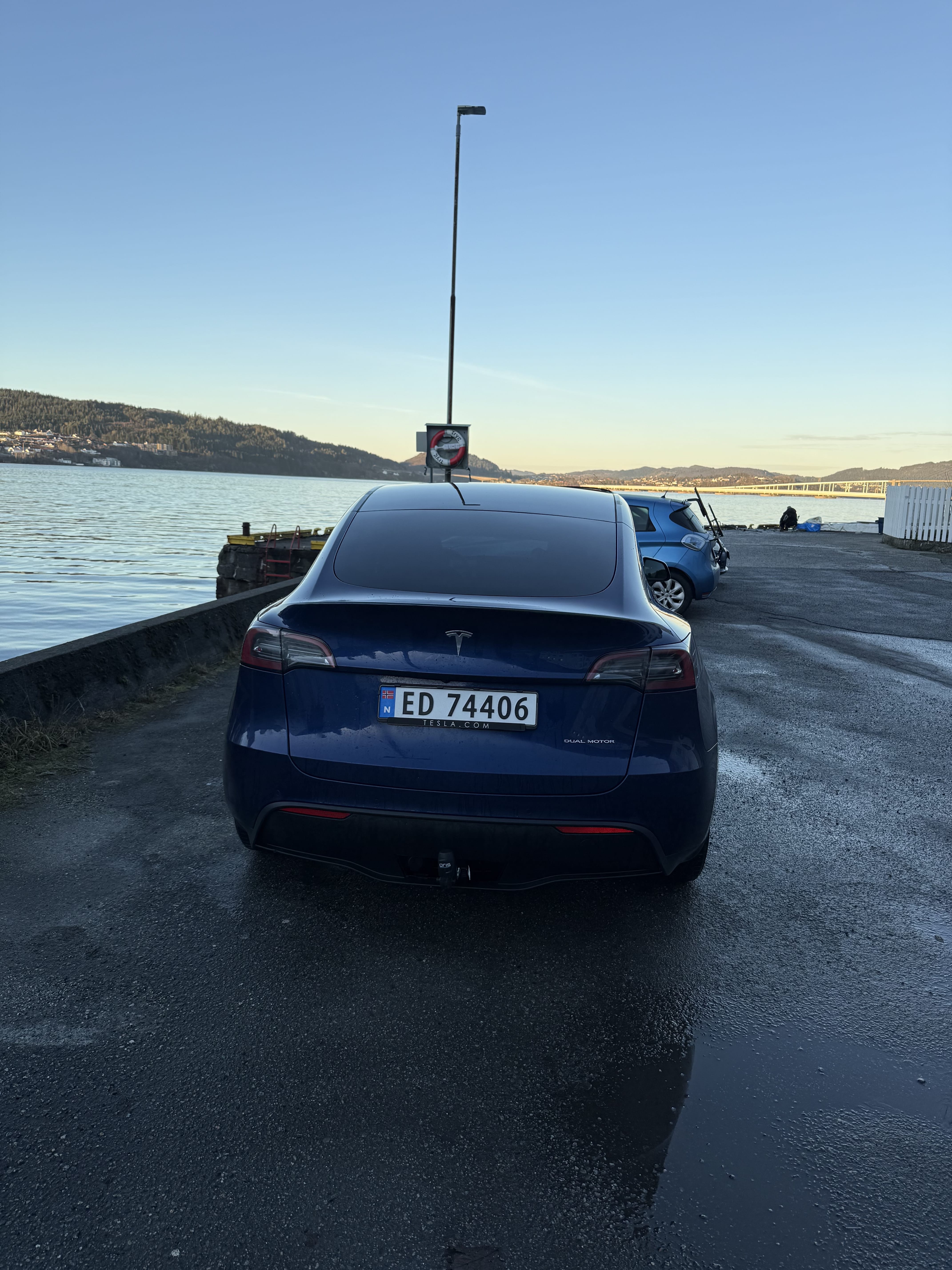 Tesla Model Y Long Range med GPS