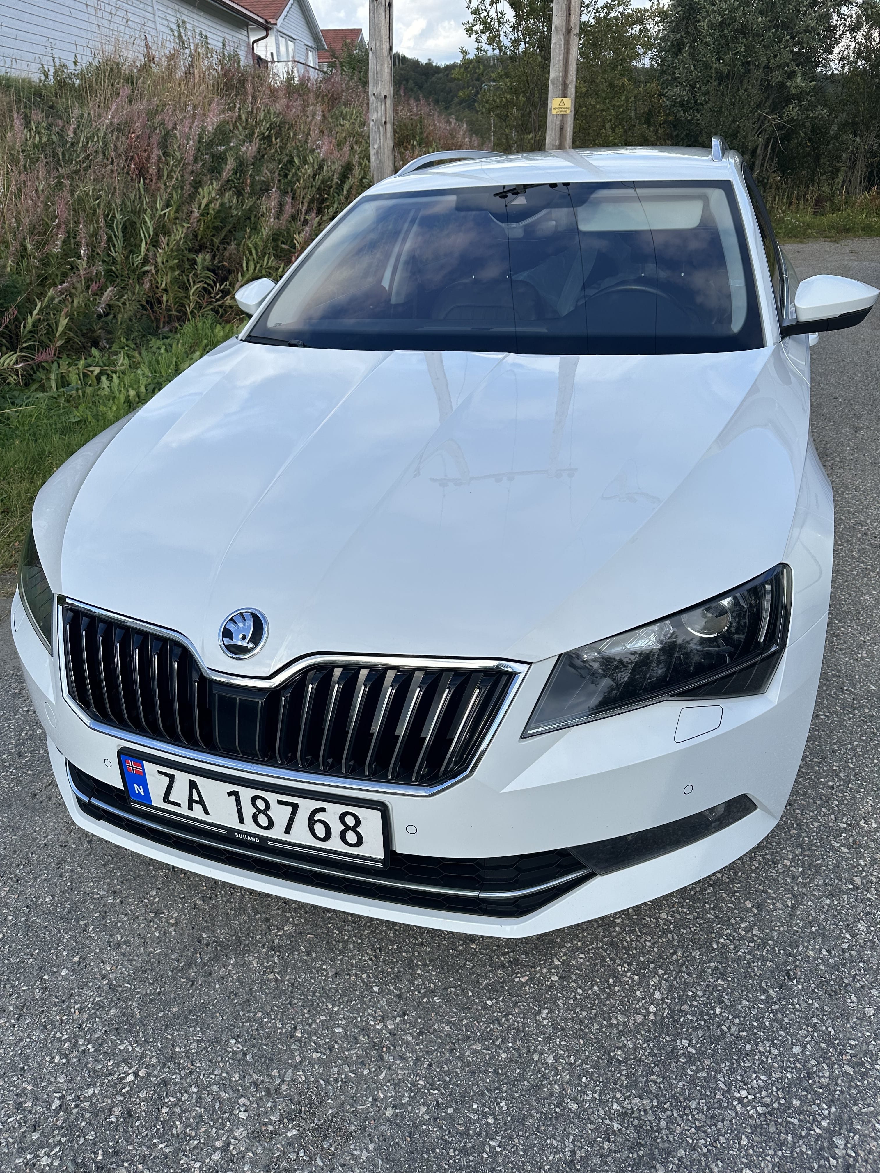 Skoda Superb 2,0 med Aircondition