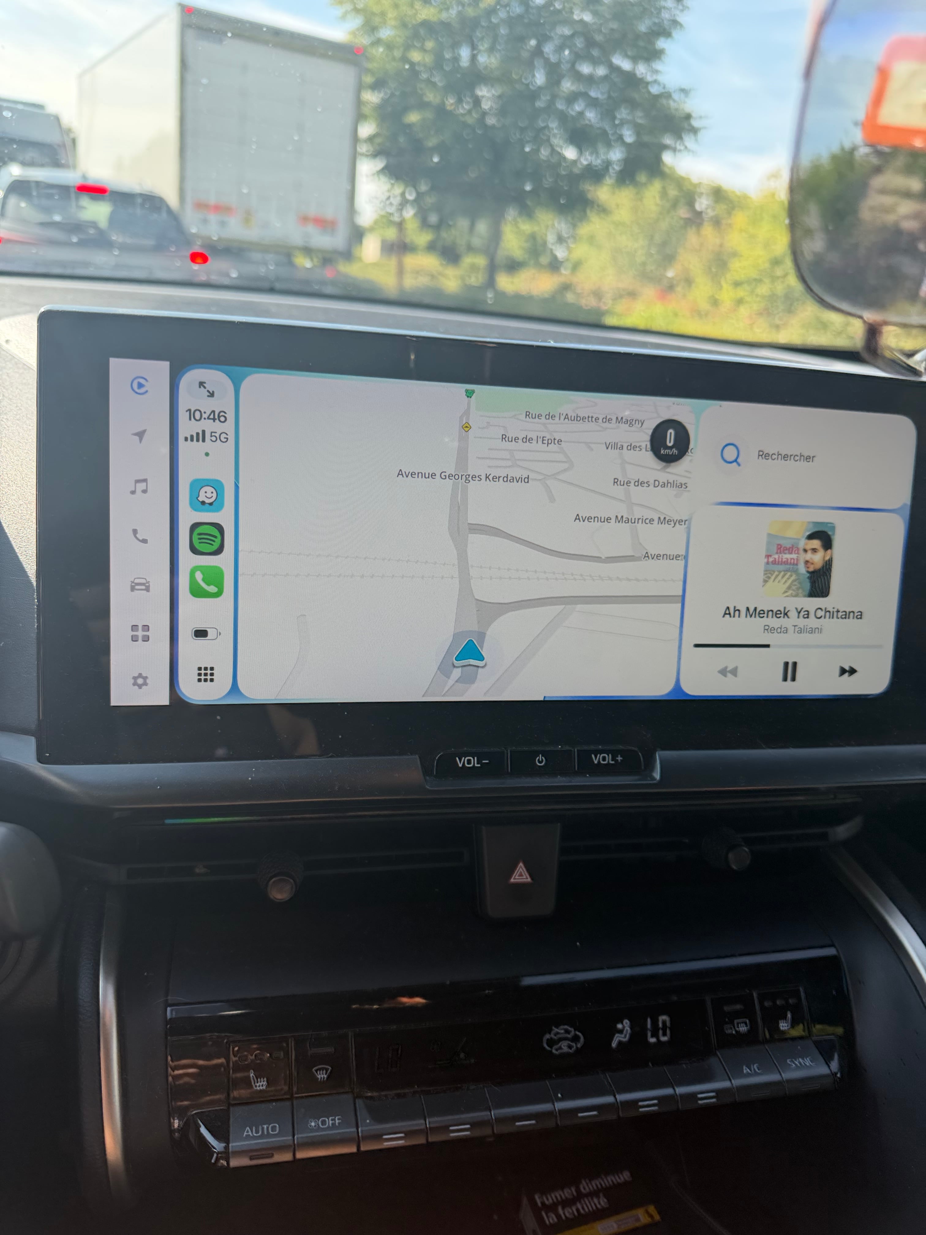 Toyota C-HR Hybrid avec GPS