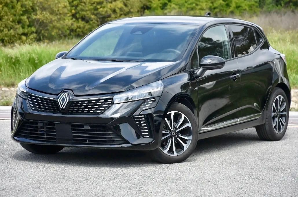 Renault Clio, 2024, Essence 95