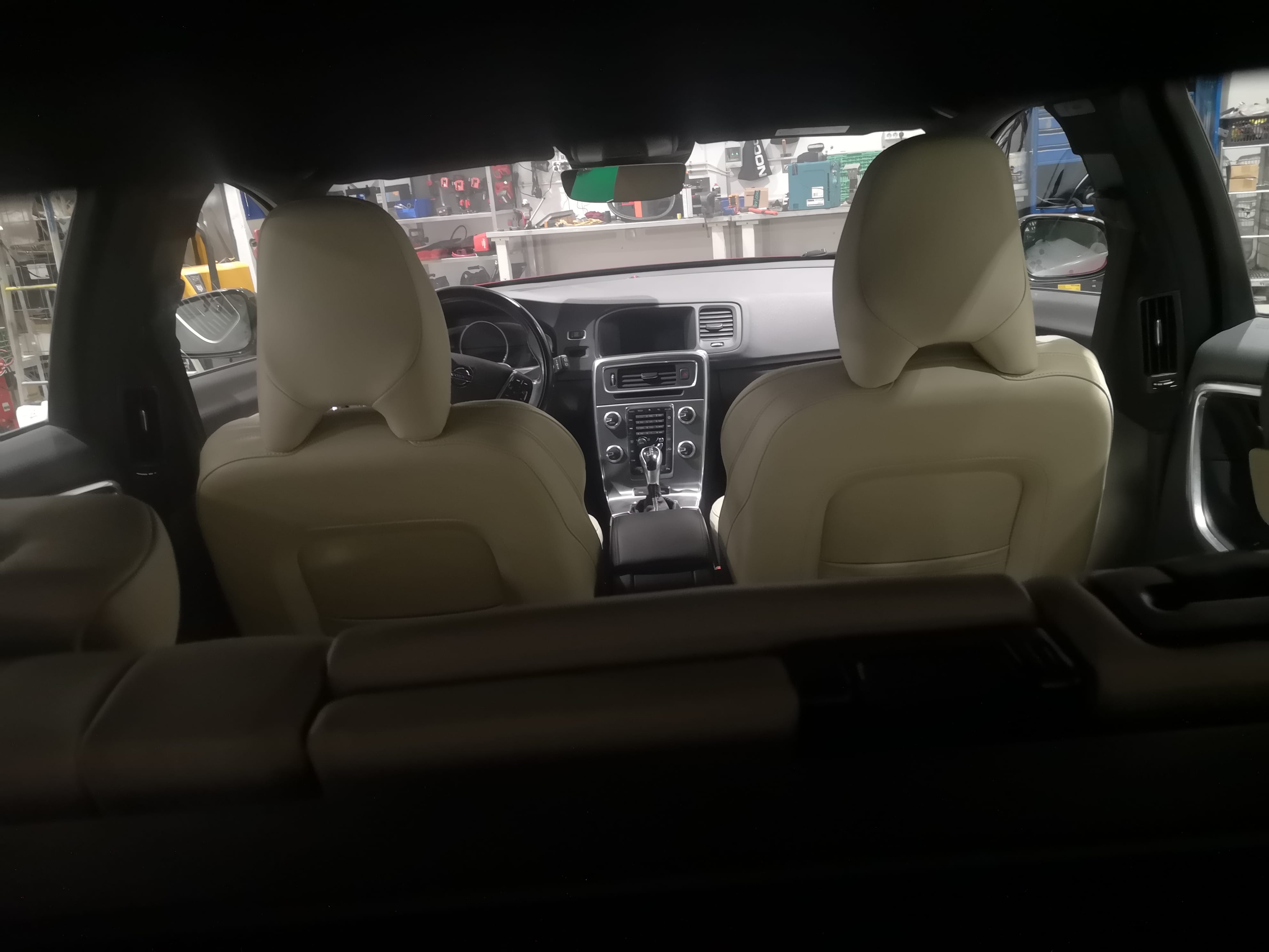 Volvo V60 Plug-in Hybrid avec Régulateur de vitesse