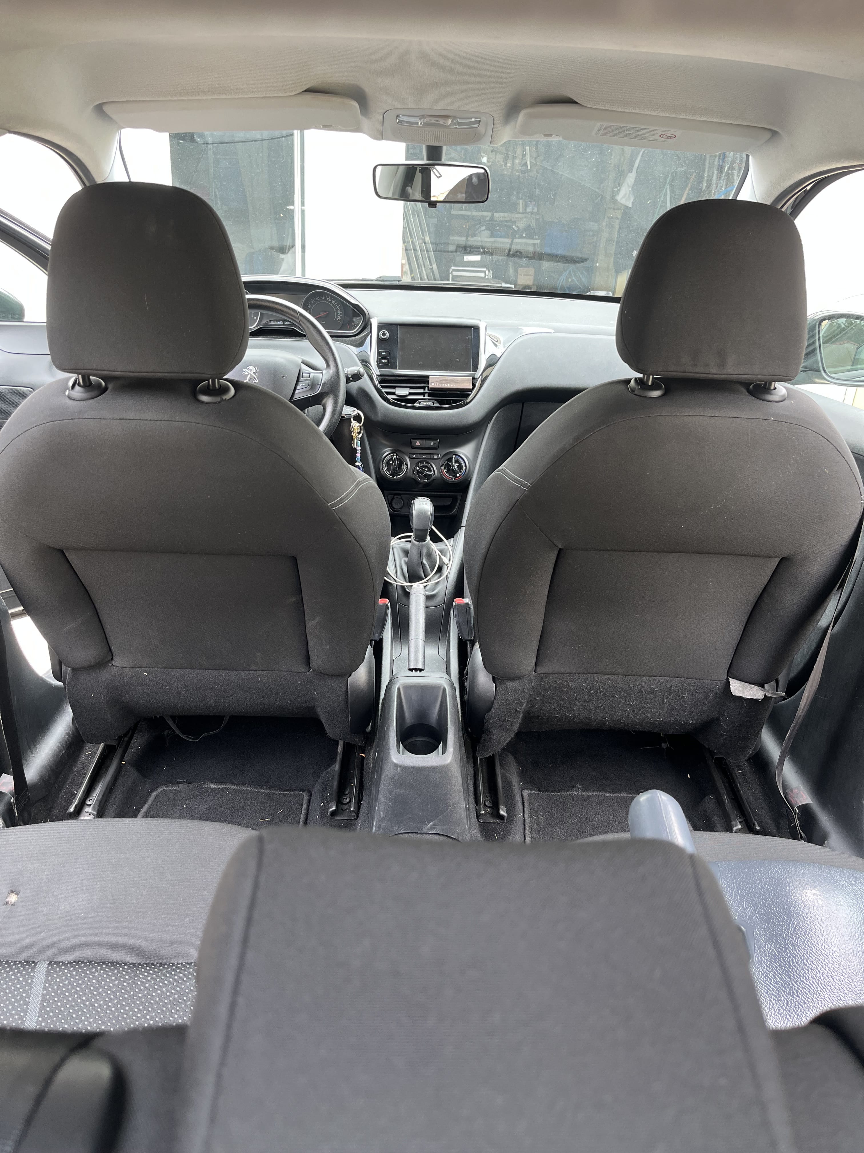 Peugeot 208 avec GPS