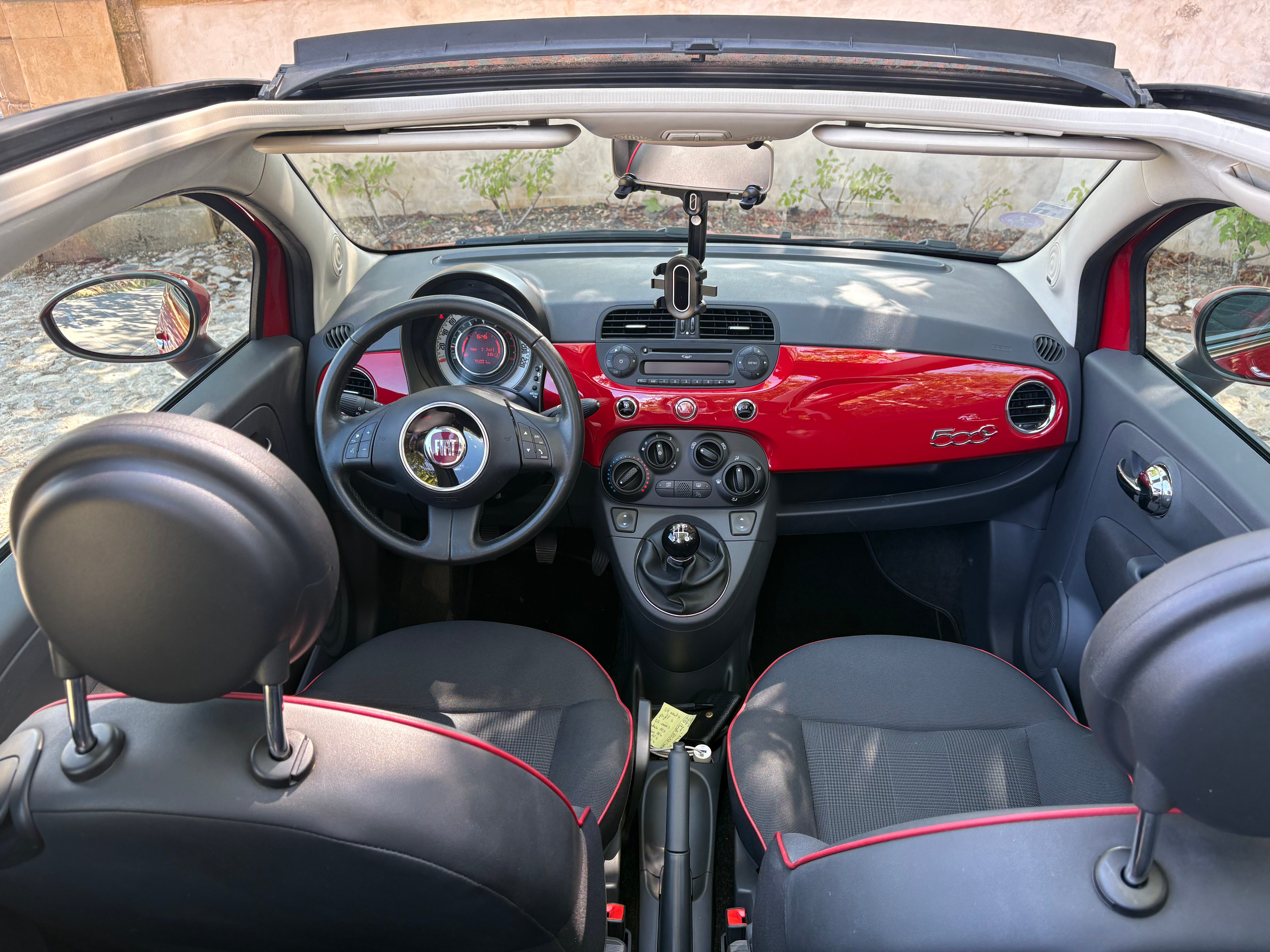Fiat 500 C avec Autoradio