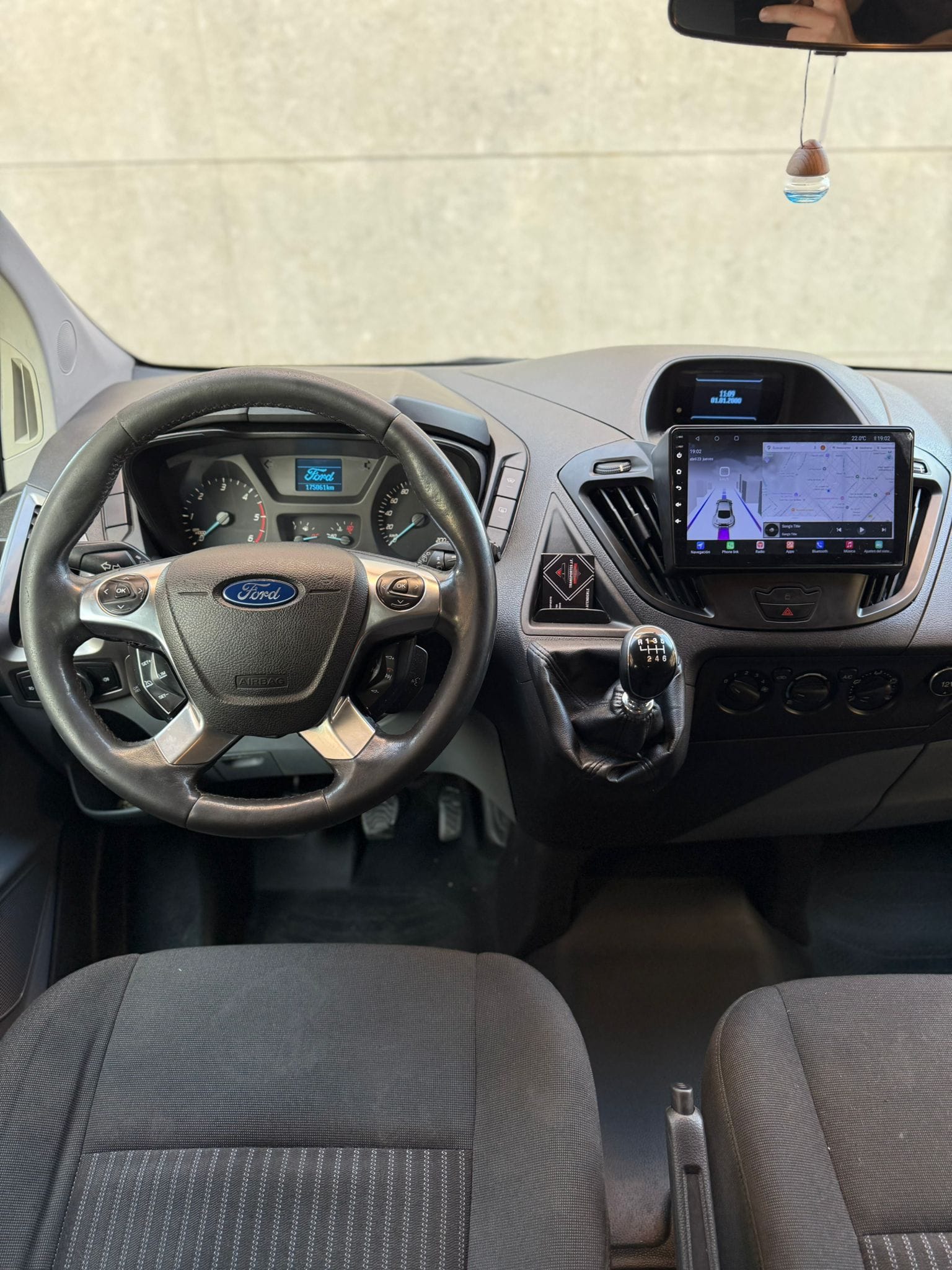 Ford Transit Custom Kombi con GPS