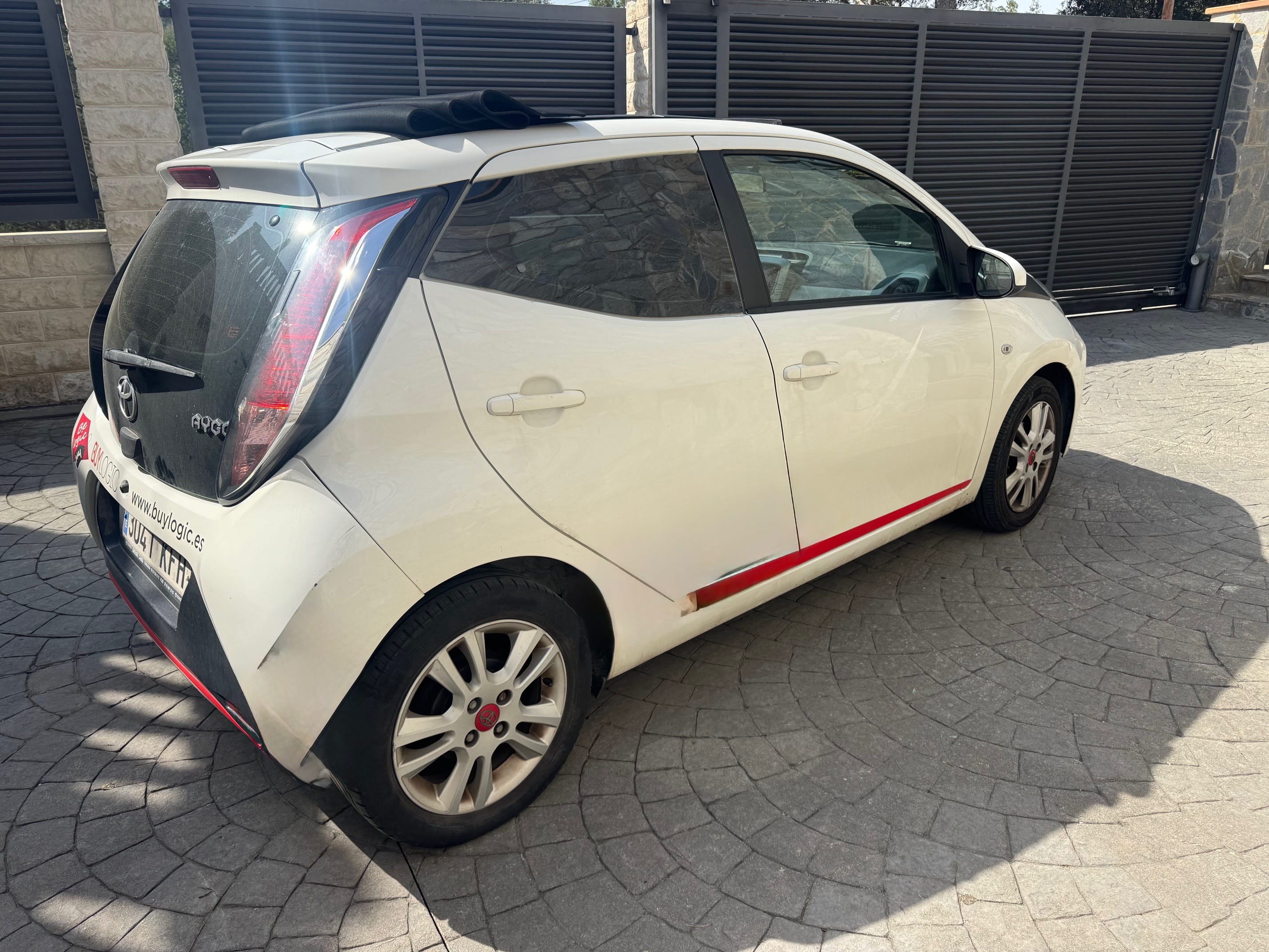 Toyota Aygo con Entrada de Audio/iPod