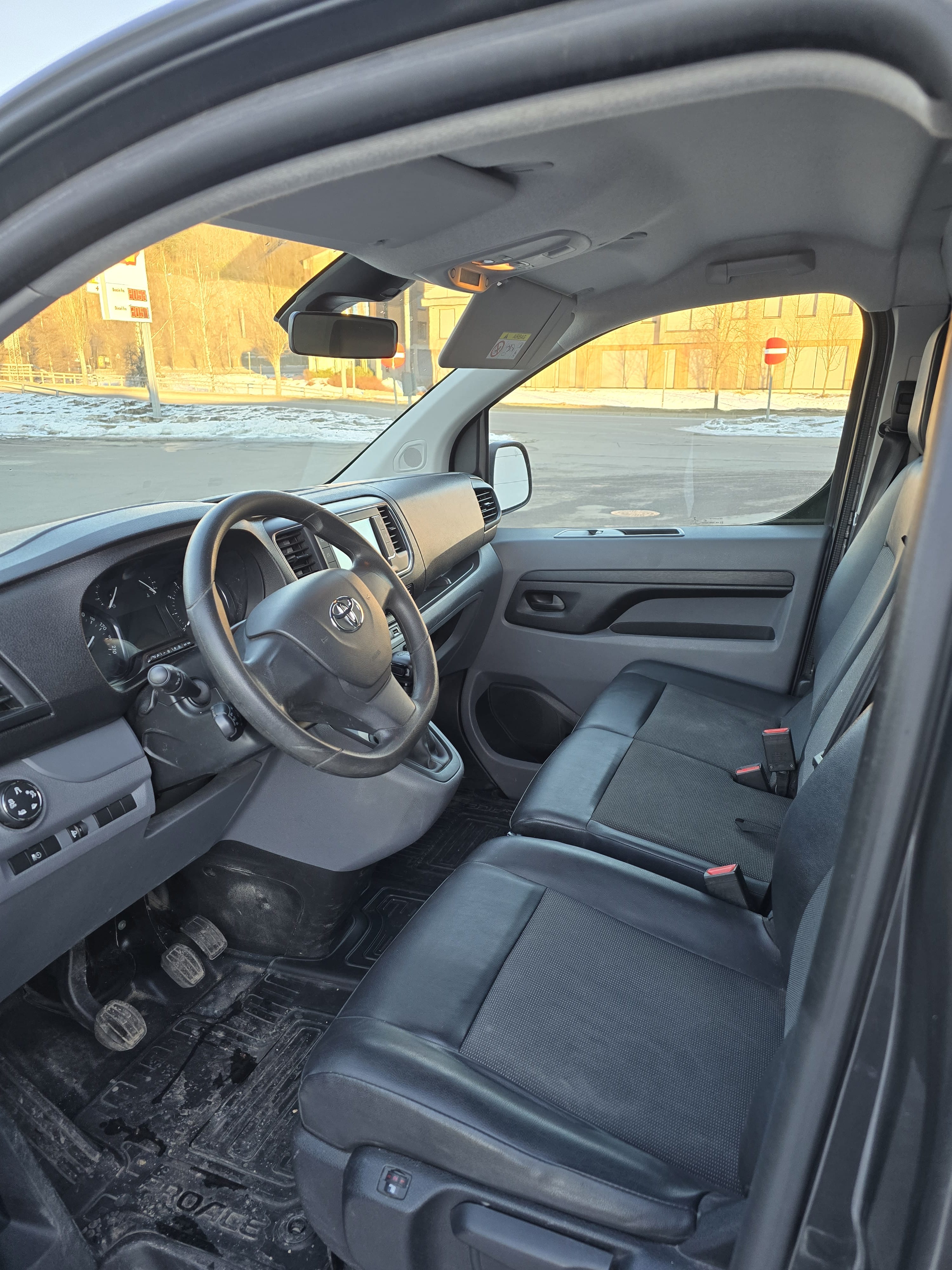 Toyota Proace Varebil med Cruisekontroll