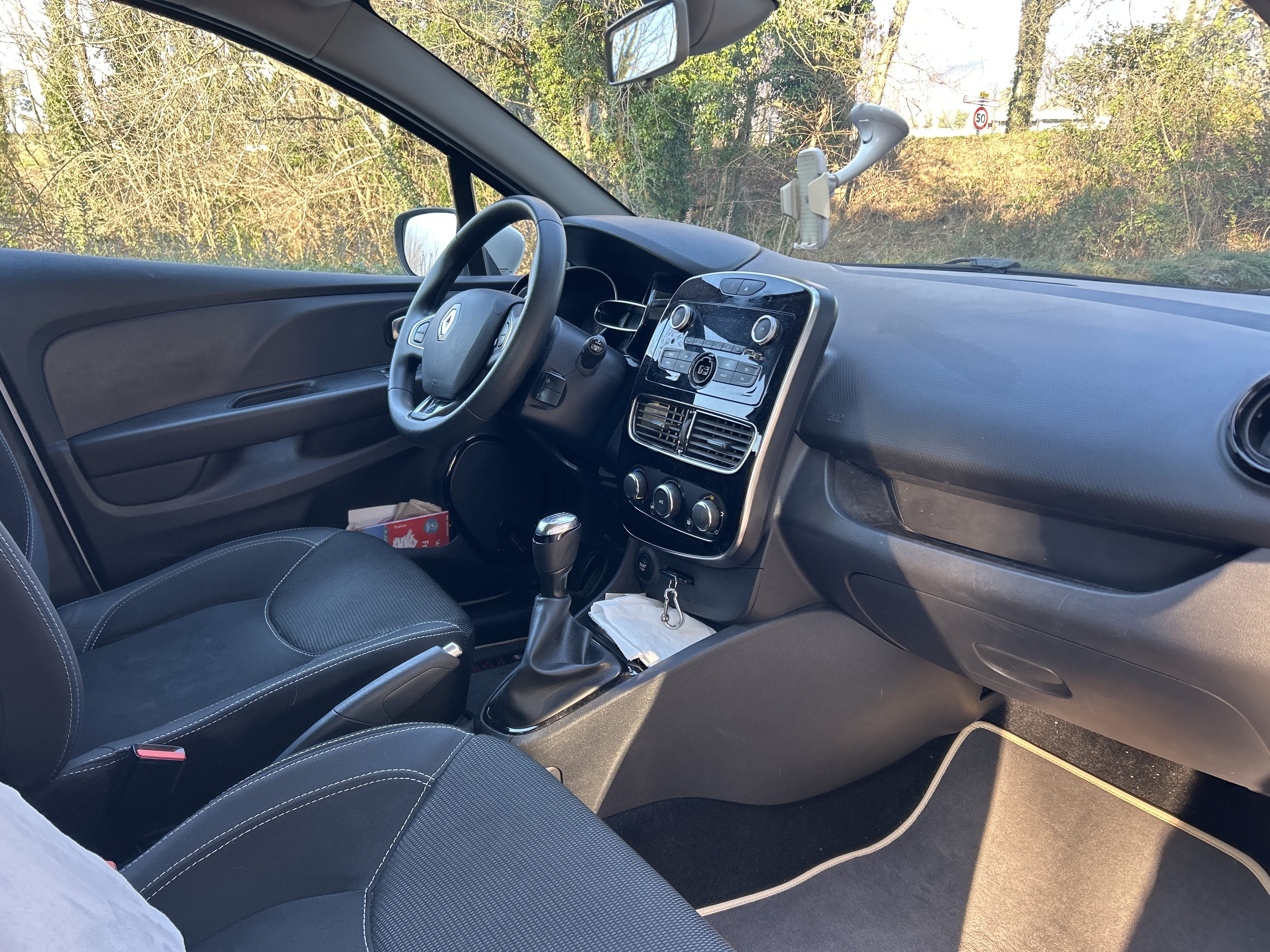 Renault Clio avec Pneus neige