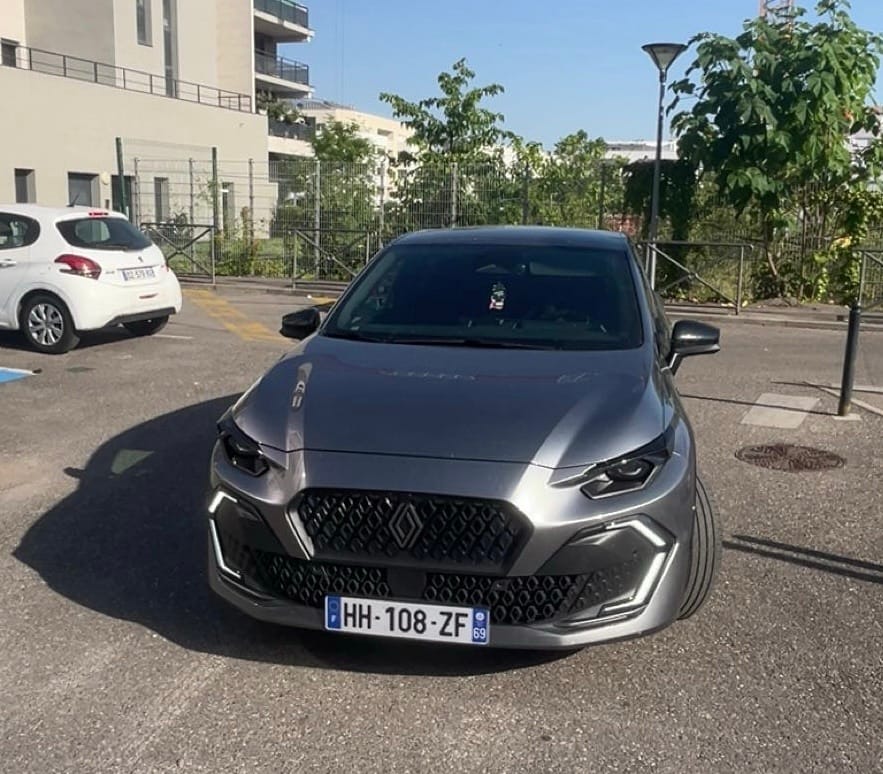 Renault Clio Alpine avec Climatisation