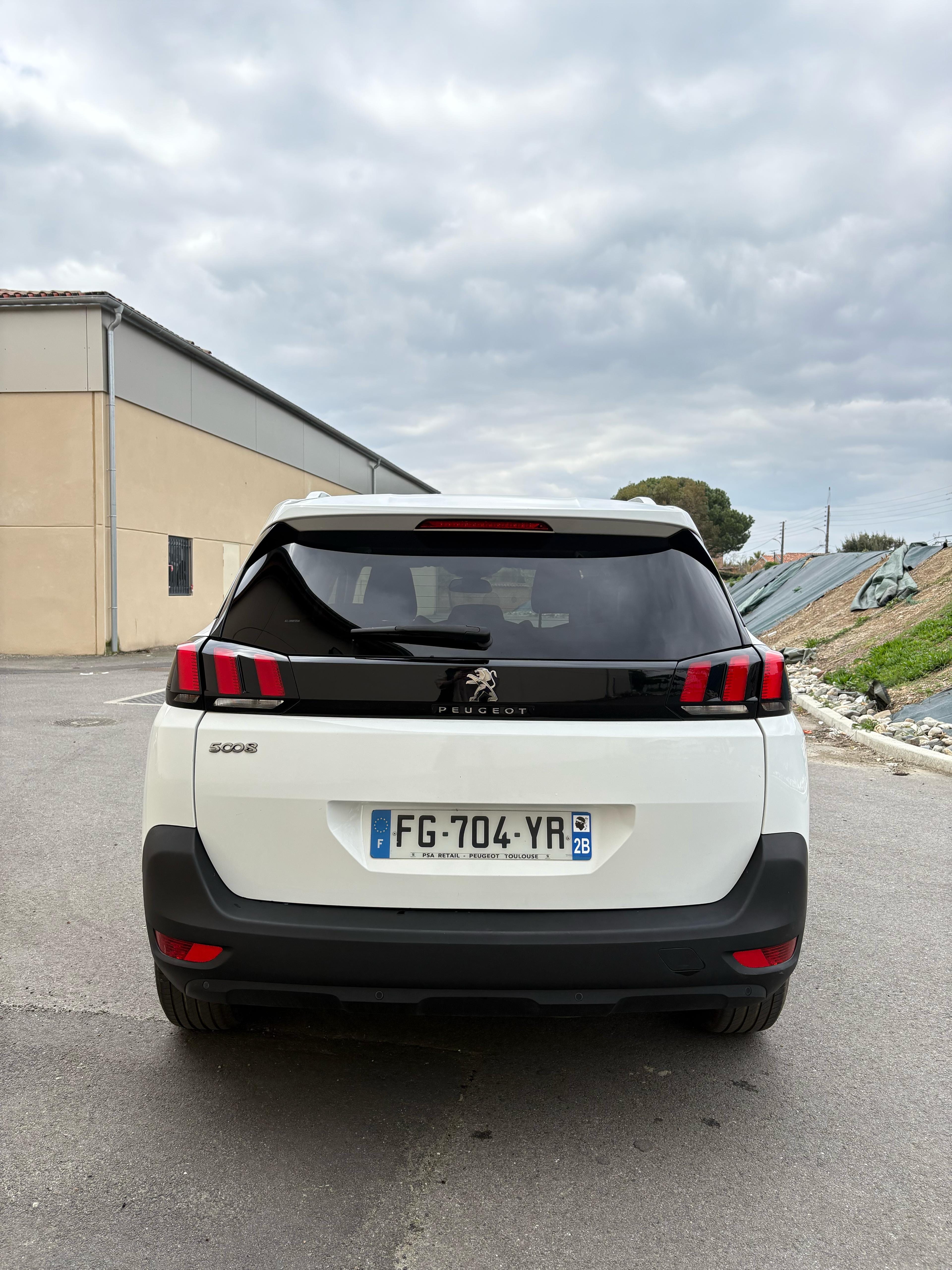 Peugeot 5008 avec Audio Bluetooth