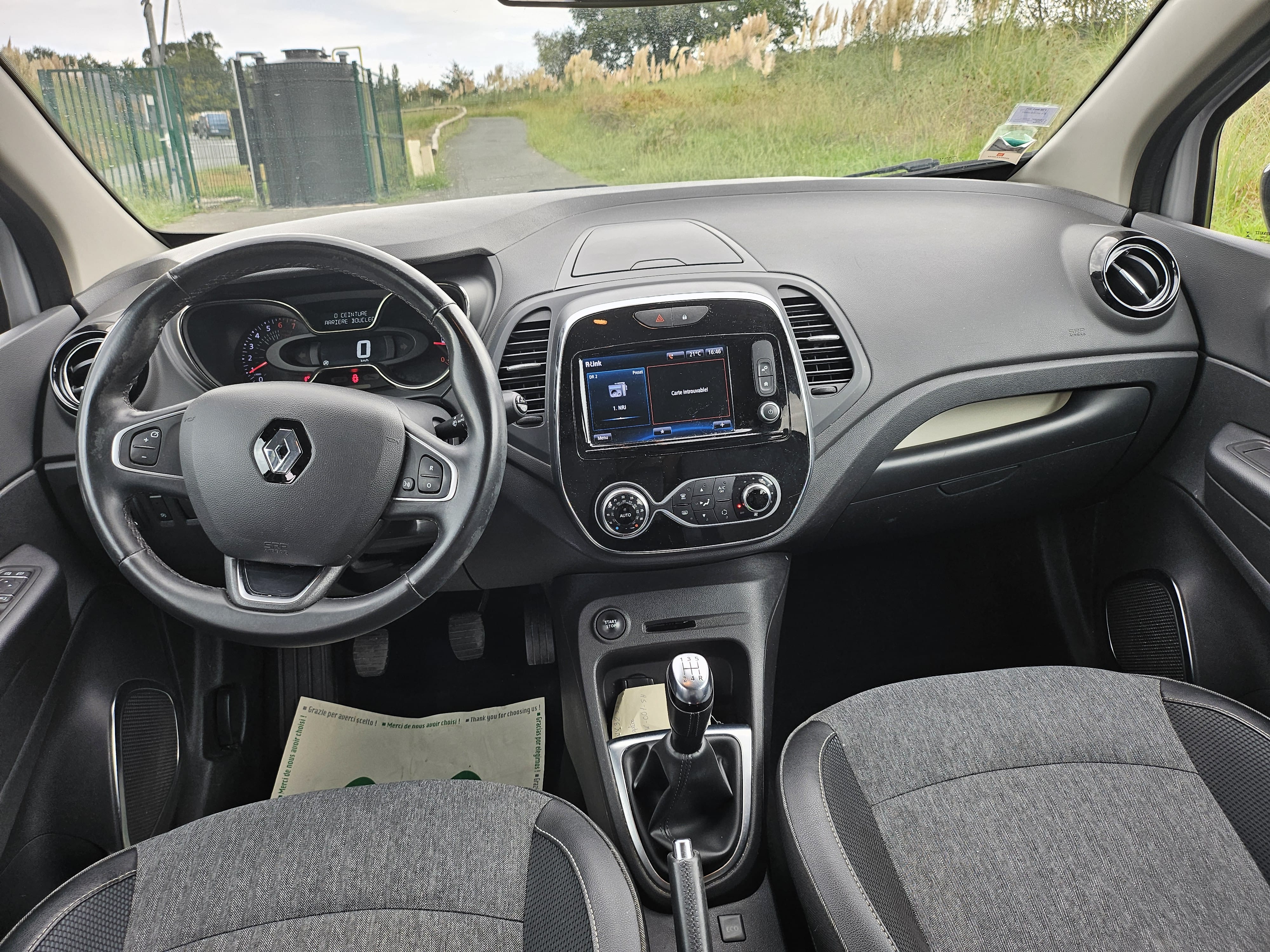 Renault Captur with Cruise control