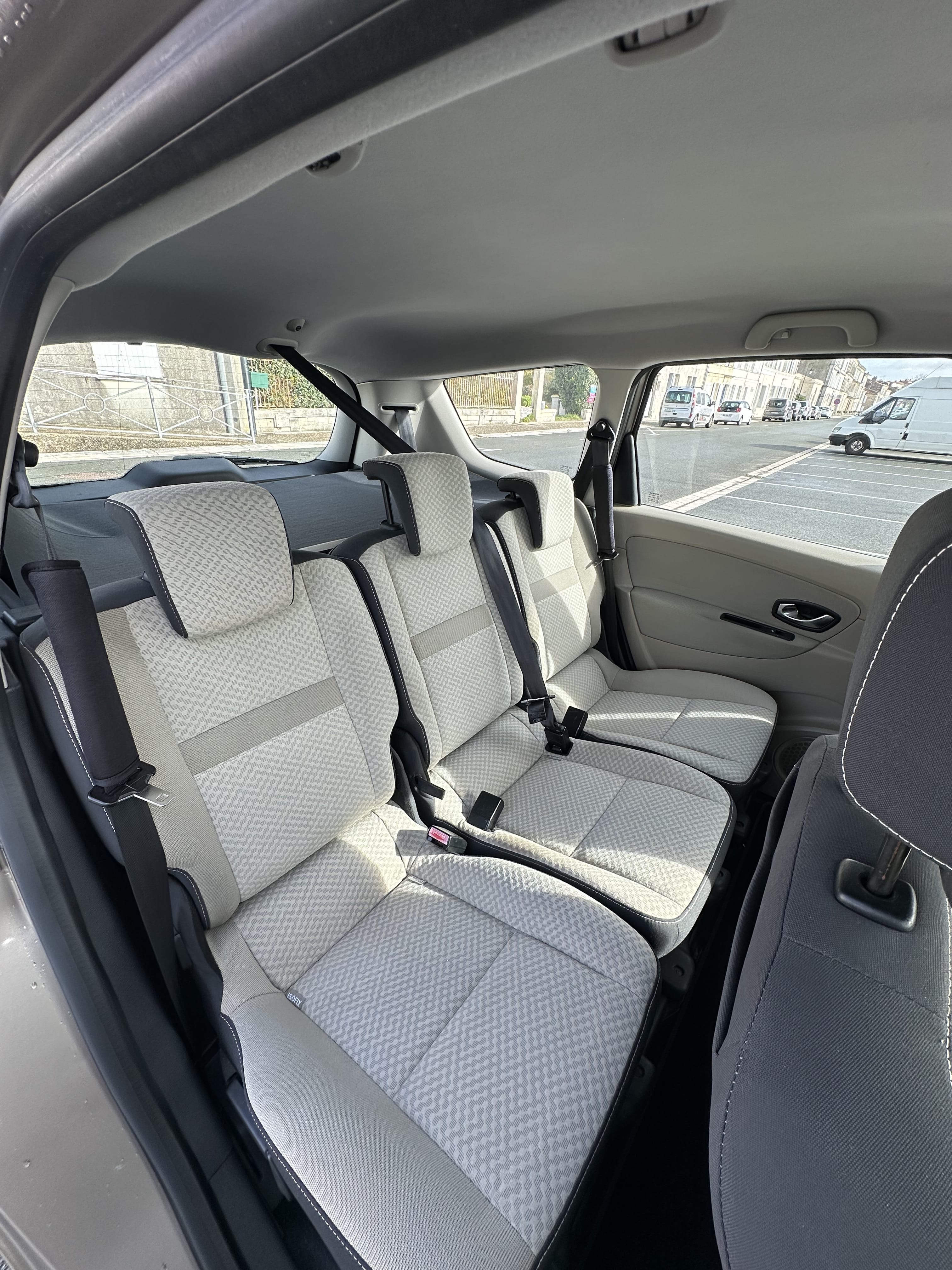 Renault Grand Scenic 1.5 DCI 110