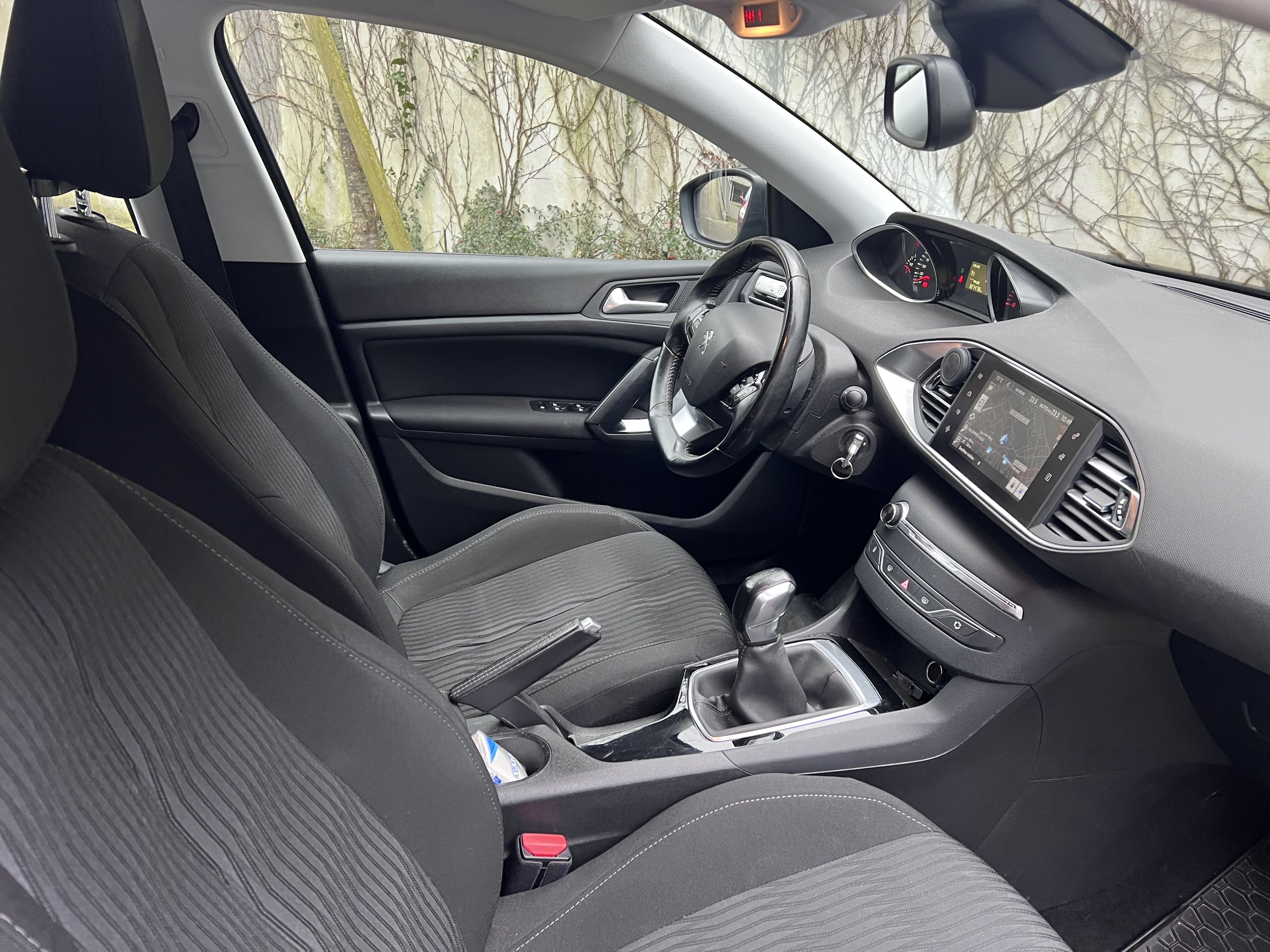 Peugeot 308 SW avec GPS