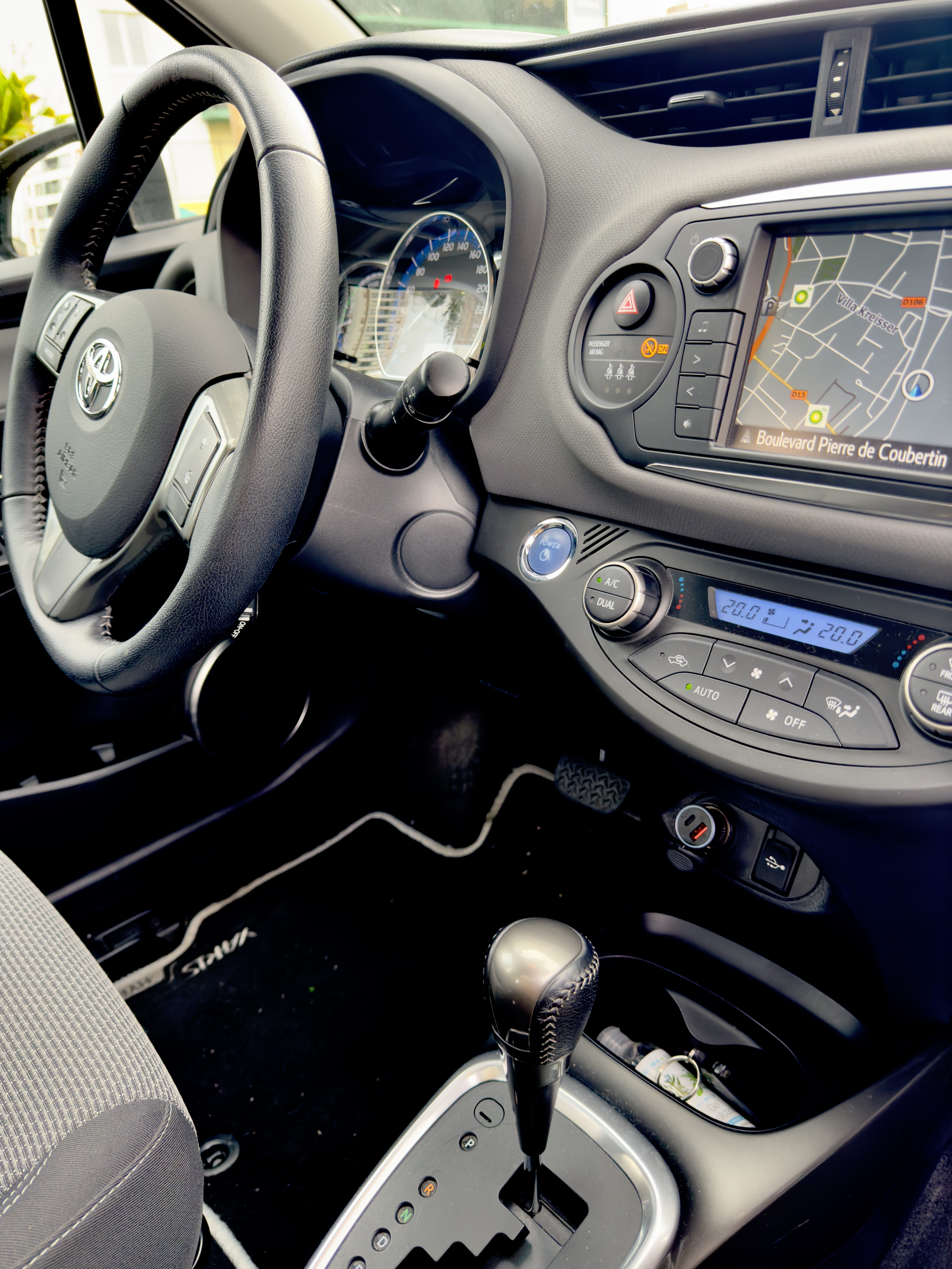 Toyota Yaris Hybride avec Audio Bluetooth