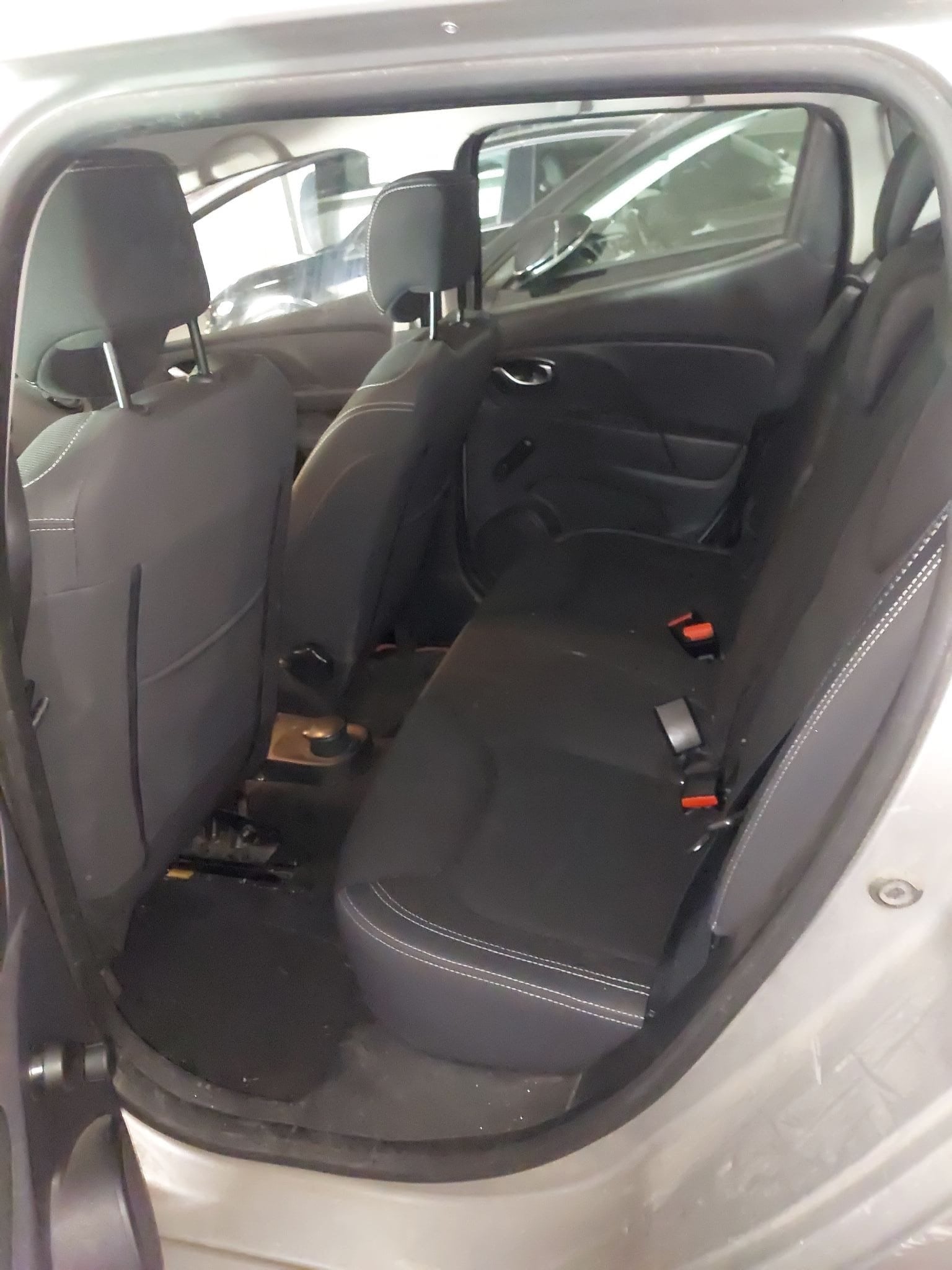 Renault Clio EQ958VA avec Audio Bluetooth
