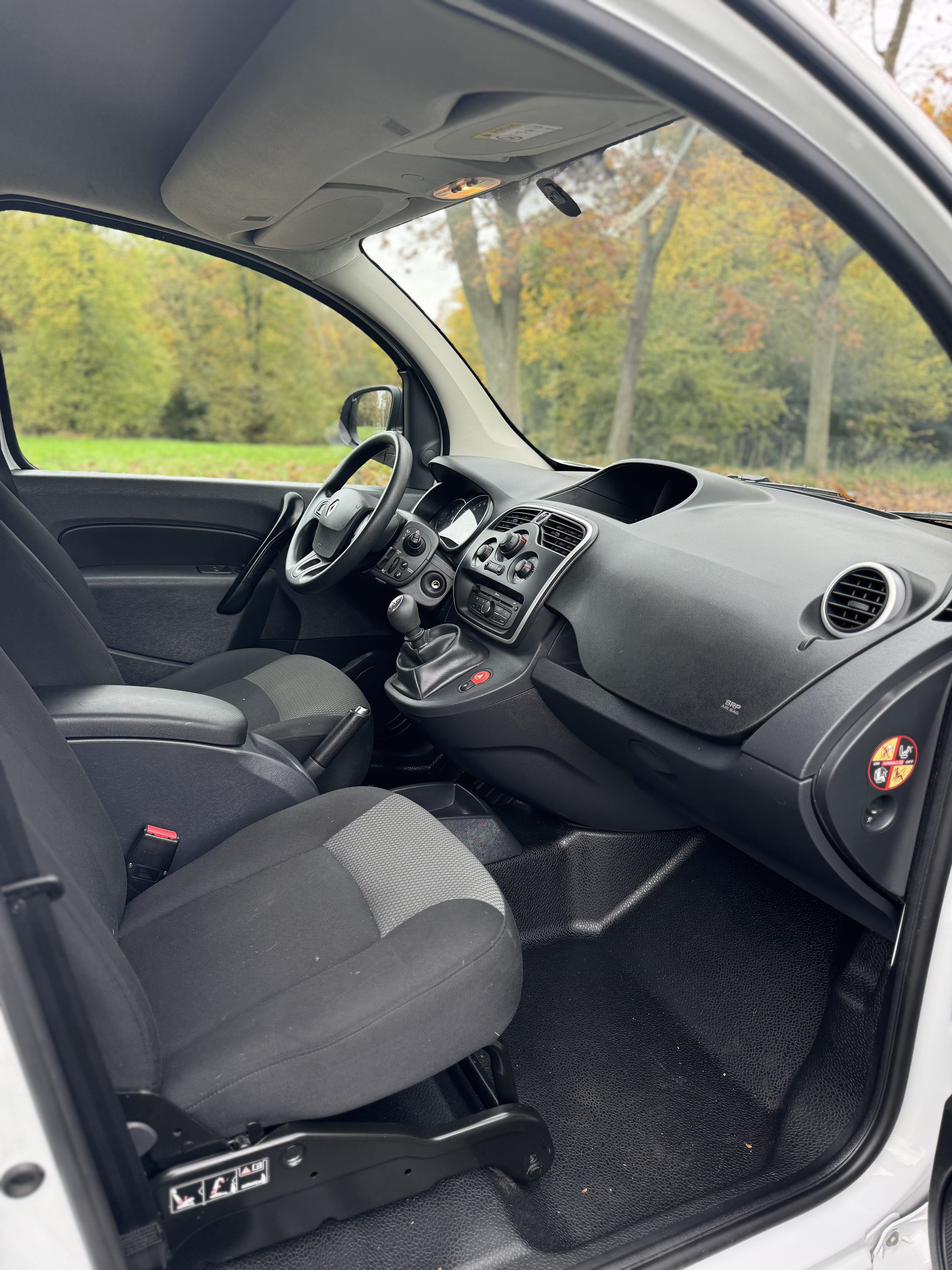 Renault Kangoo Express - Etat neuf - Diesel - parking réservé avec Régulateur de vitesse