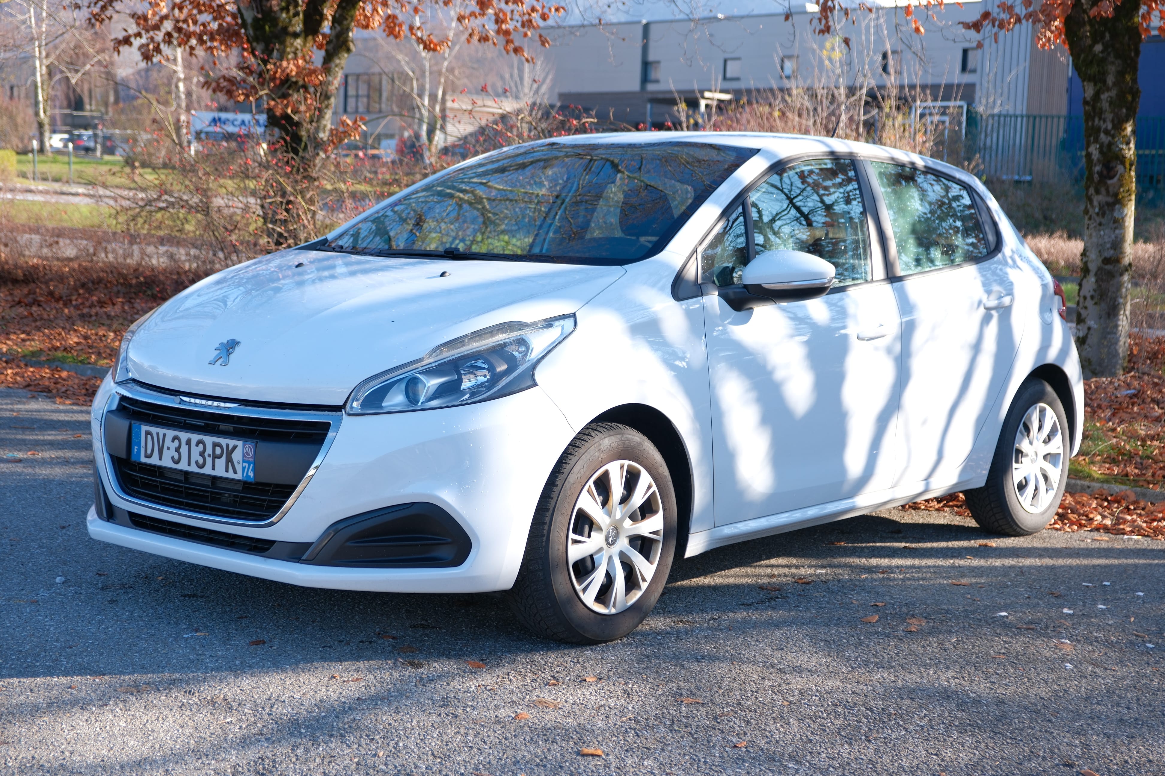 Peugeot 208, 2015, Essence 95
