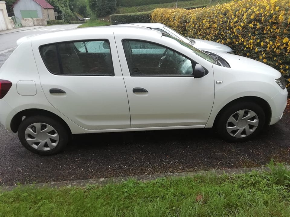 Dacia Sandero avec Climatisation