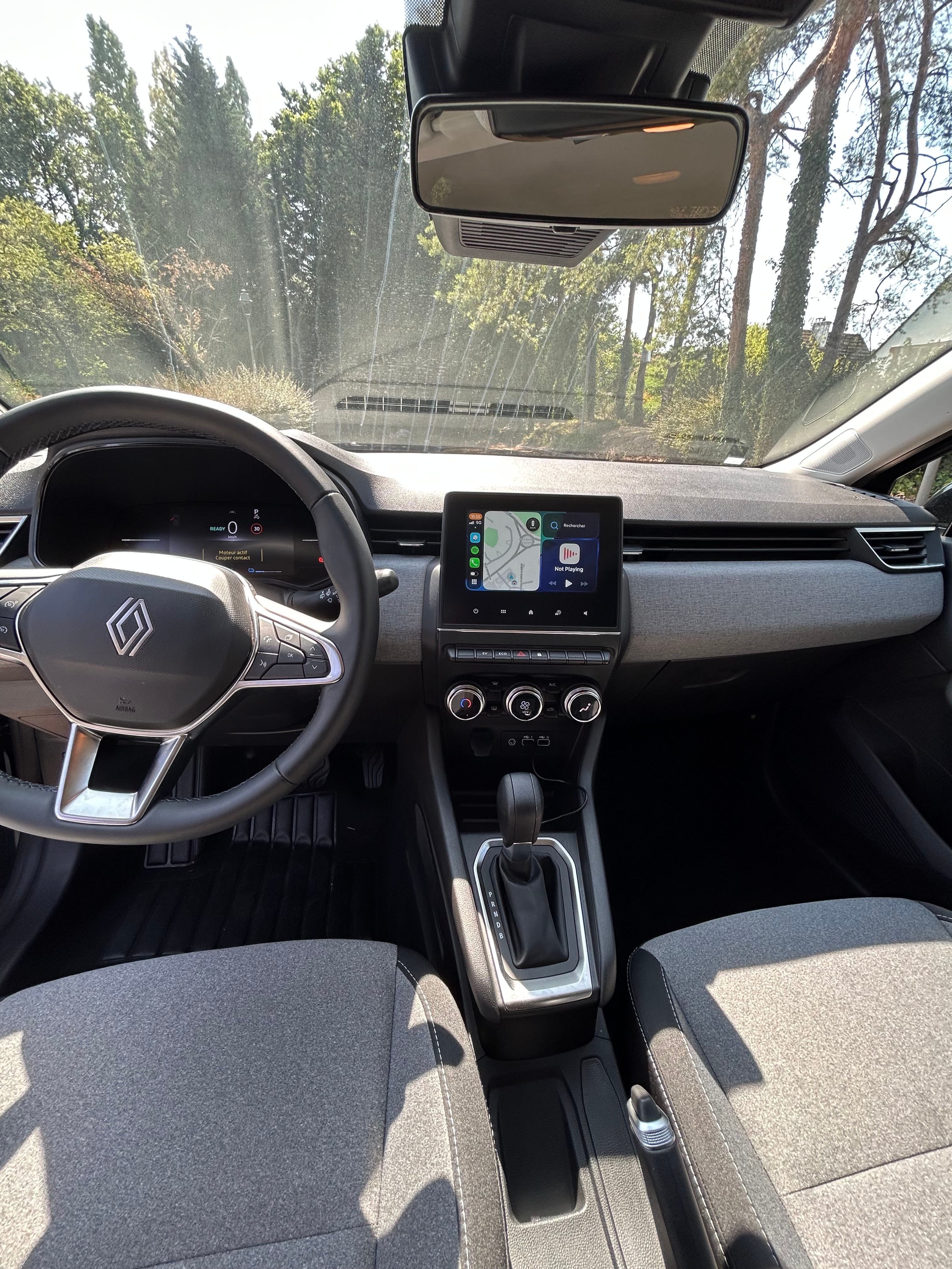 Renault Clio E-tech avec Régulateur de vitesse