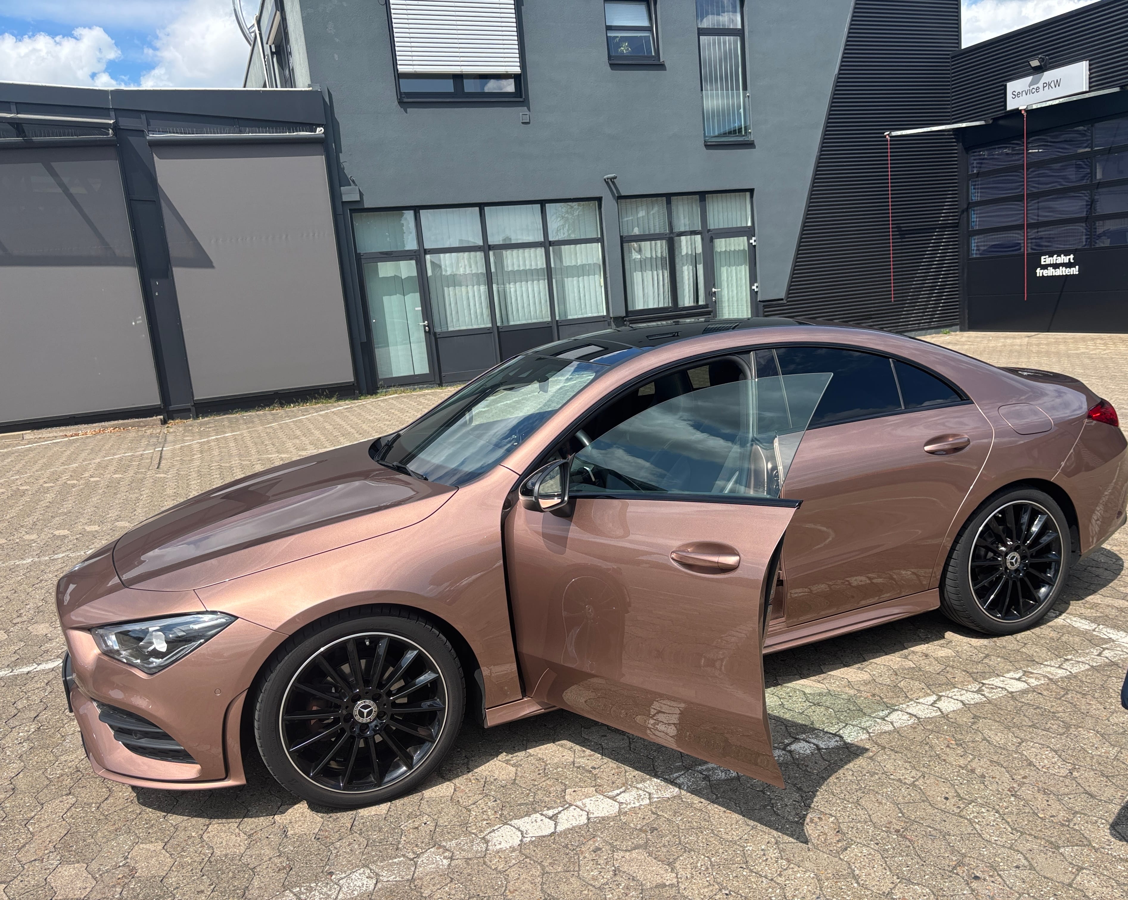 Mercedes-Benz CLA 180 mit Klimaanlage