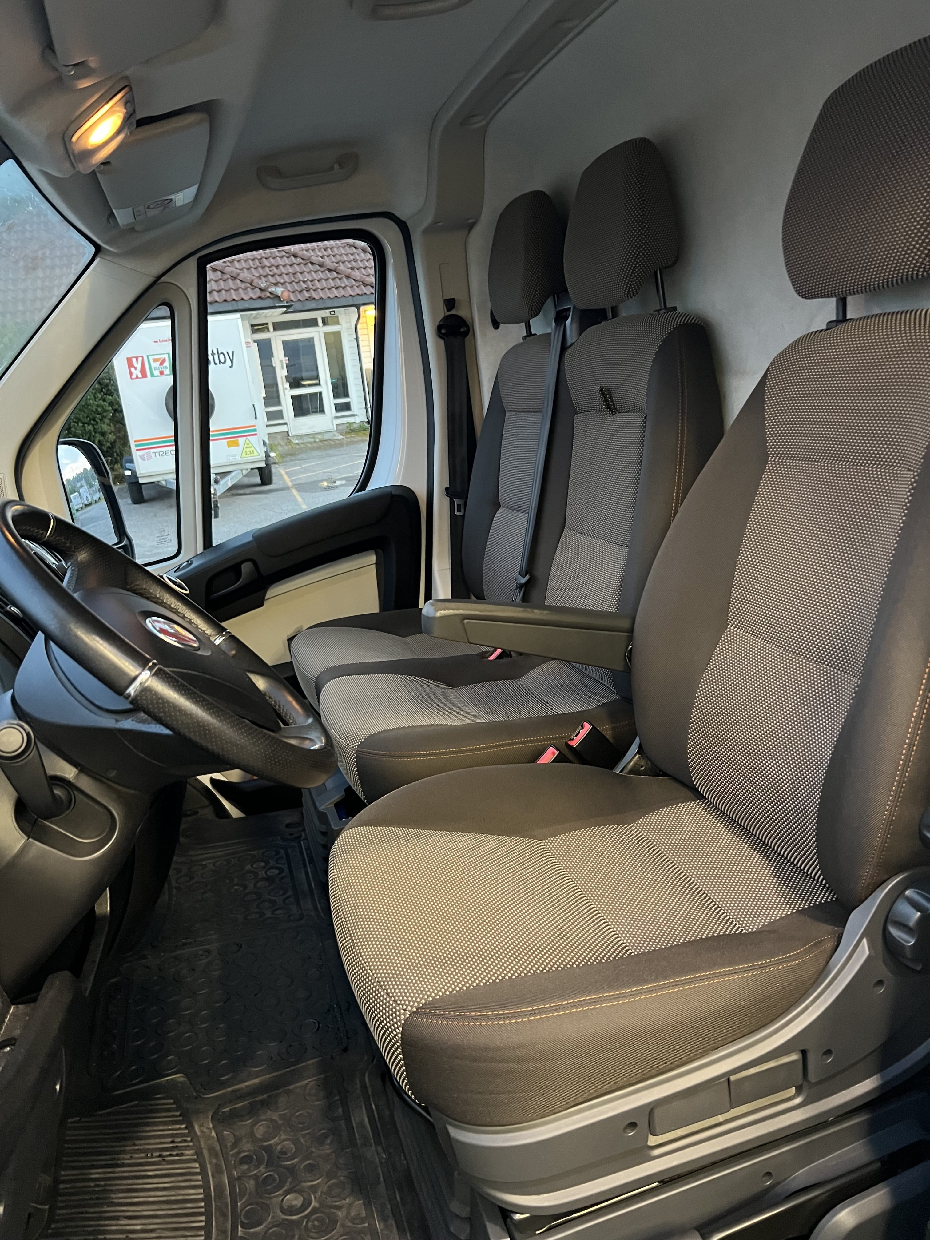 Fiat Ducato med Lydinngang