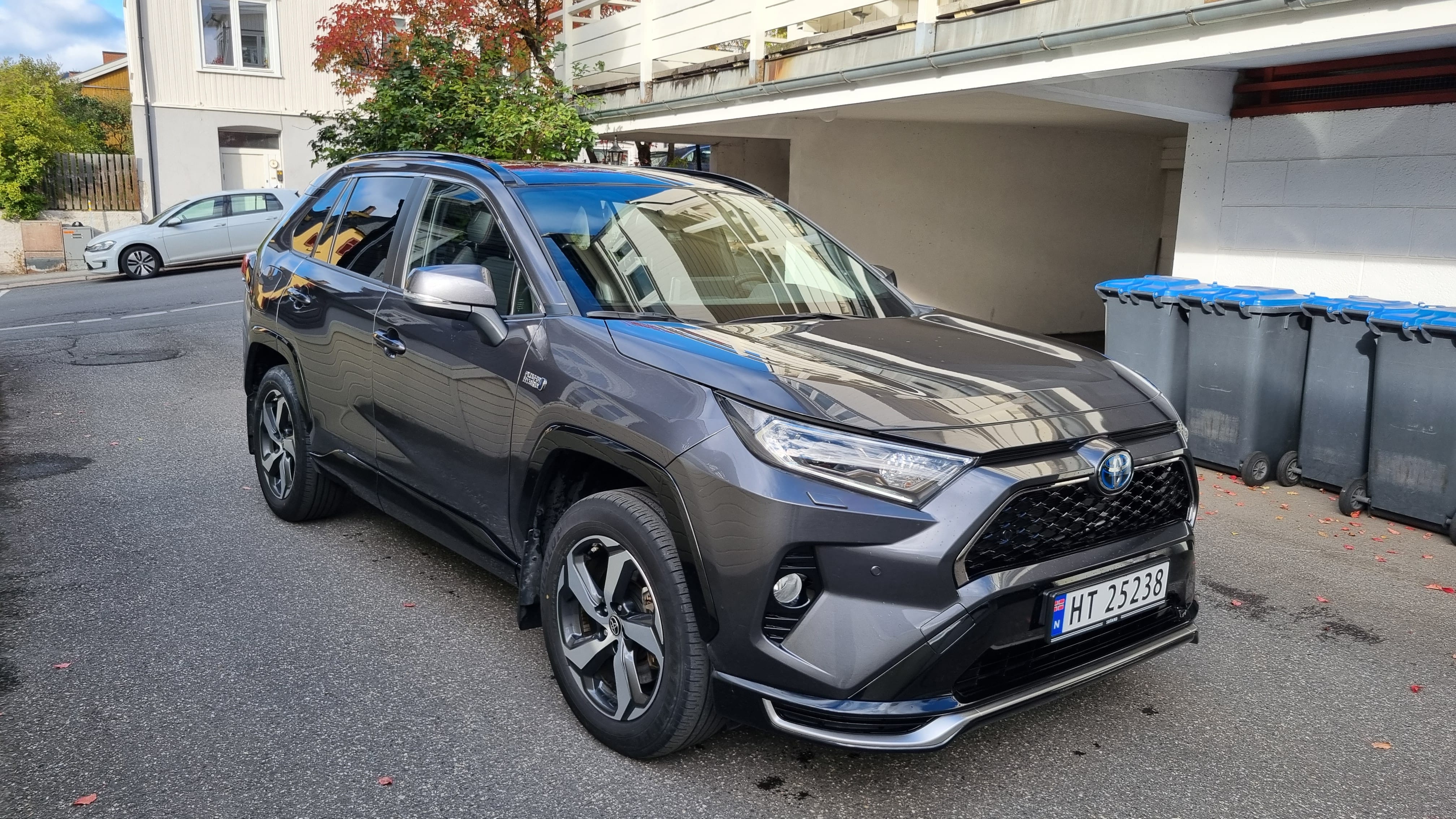 Toyota Rav4 Hybrid, 2021, Blyfri 95 / Elektrisk (hybrid), automatisk
