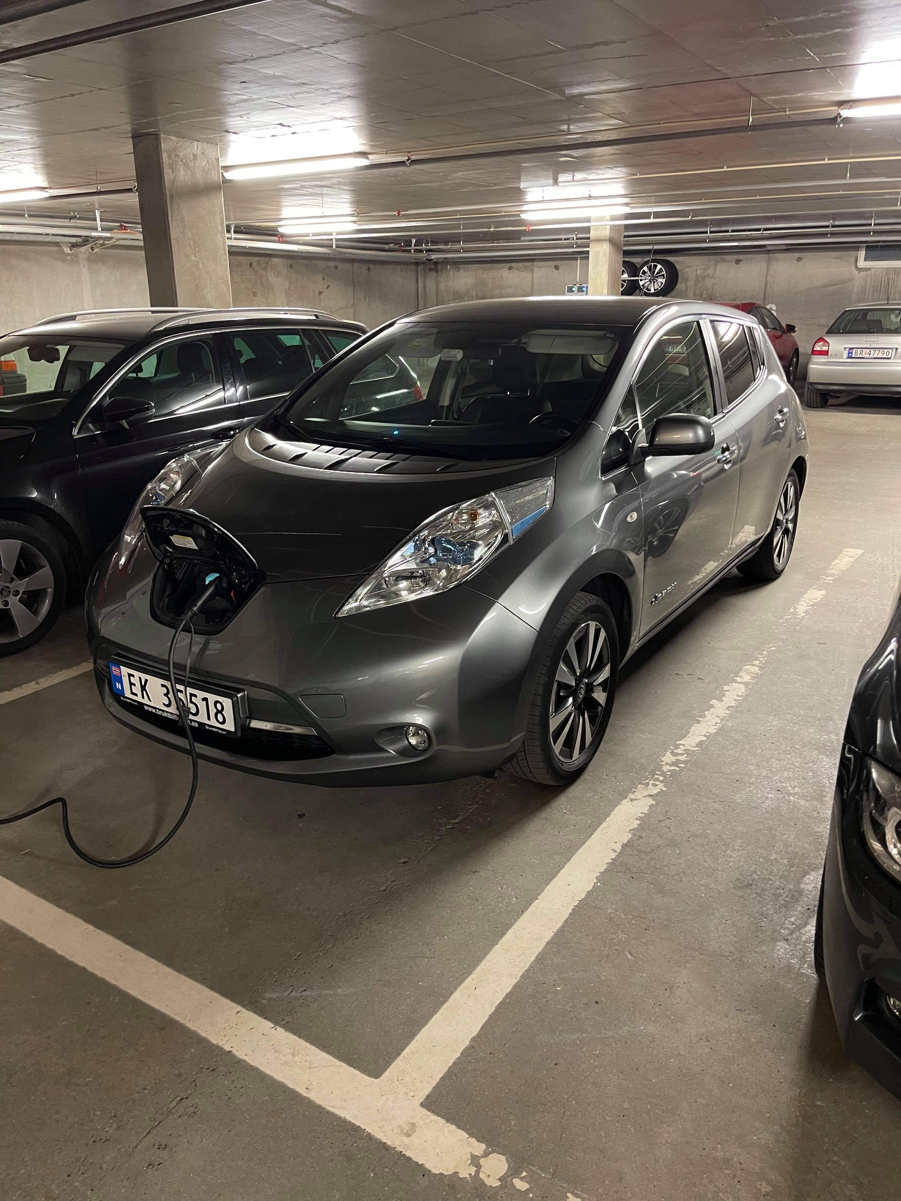 Nissan Leaf, 2017, Elektrisk, automatisk