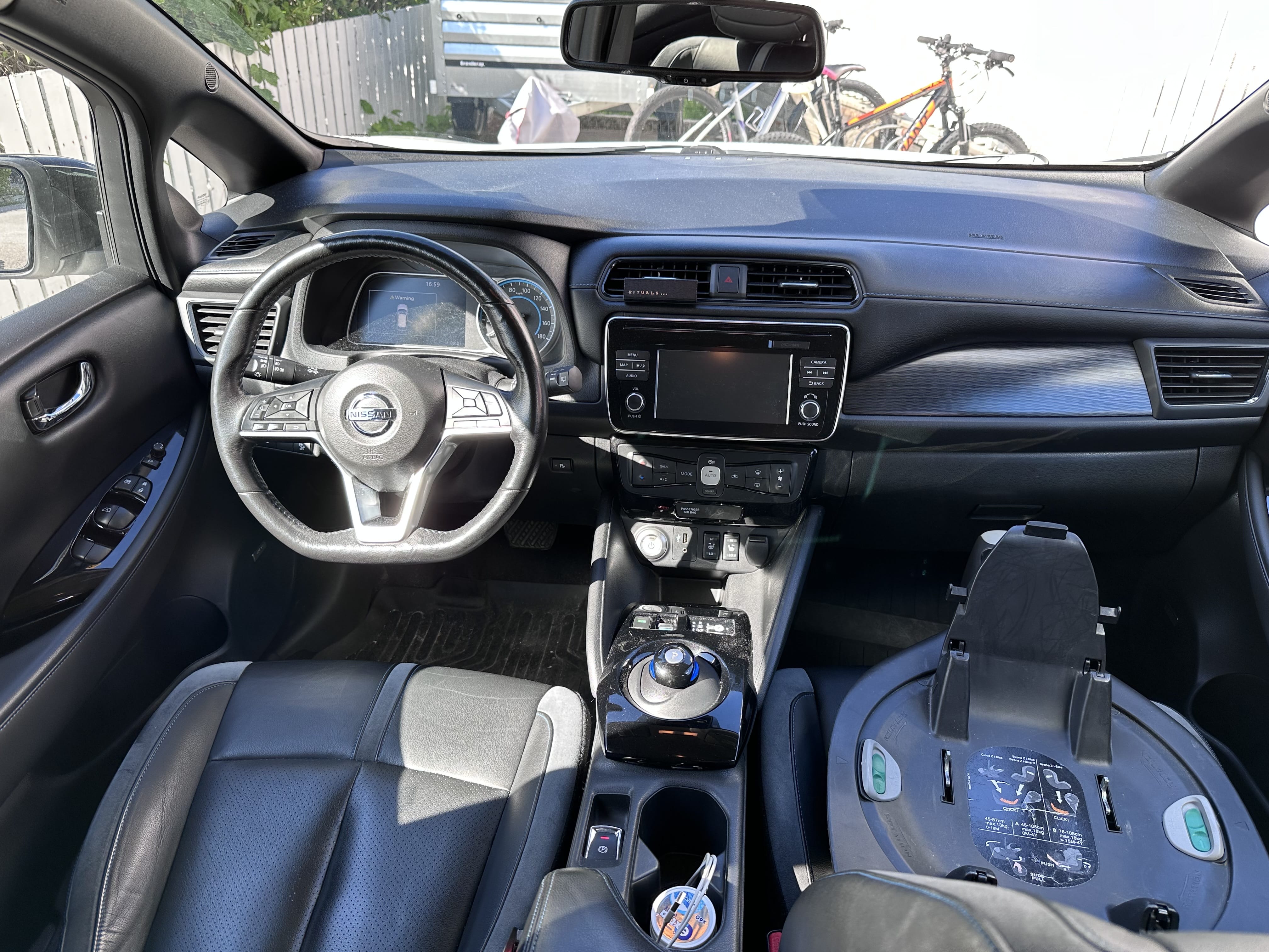 Nissan Leaf Tekna 40kWh with GPS