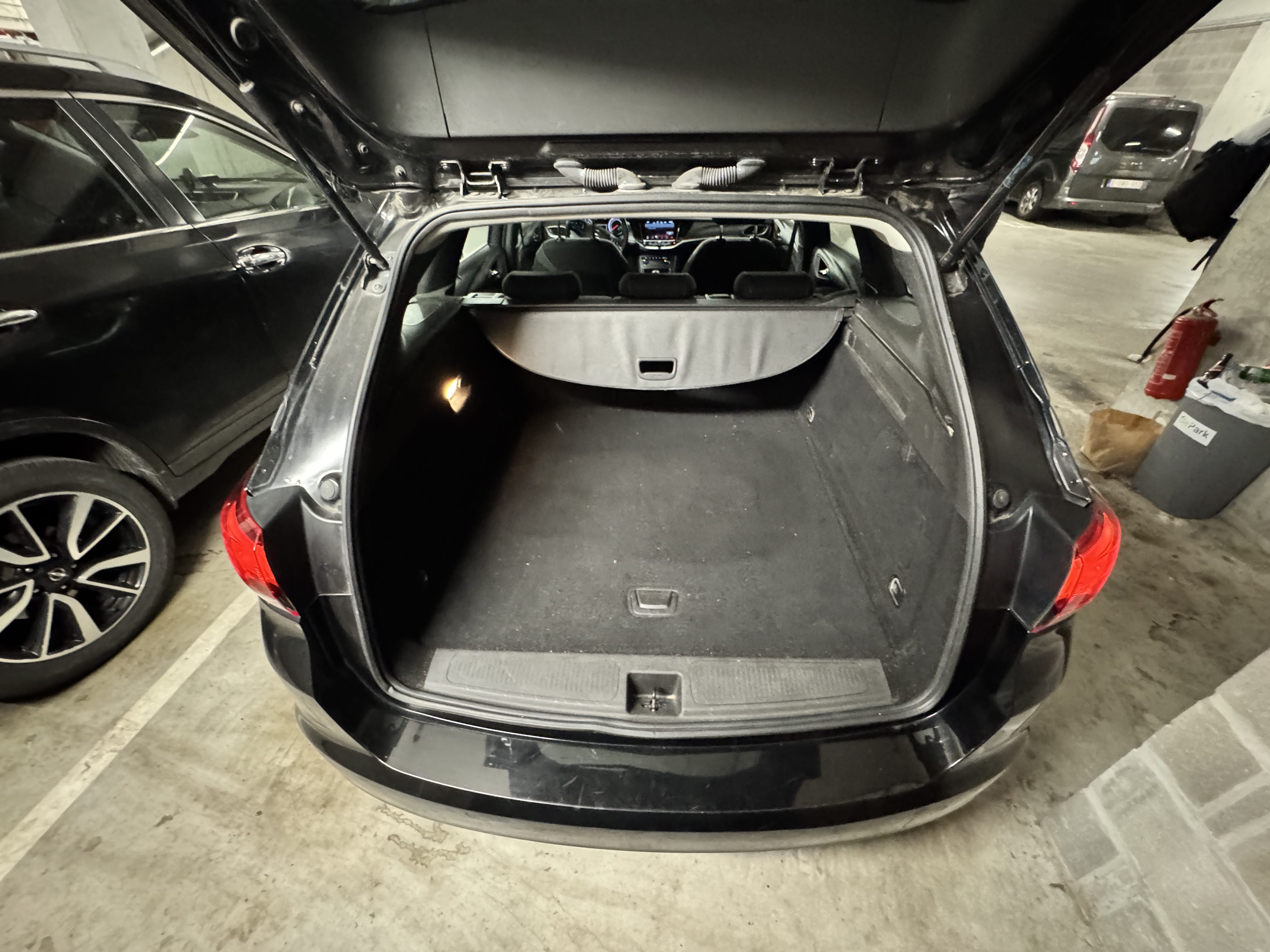 Opel Astra Break PARKING GARE DU MIDI - AIRCO - GPS avec Régulateur de vitesse