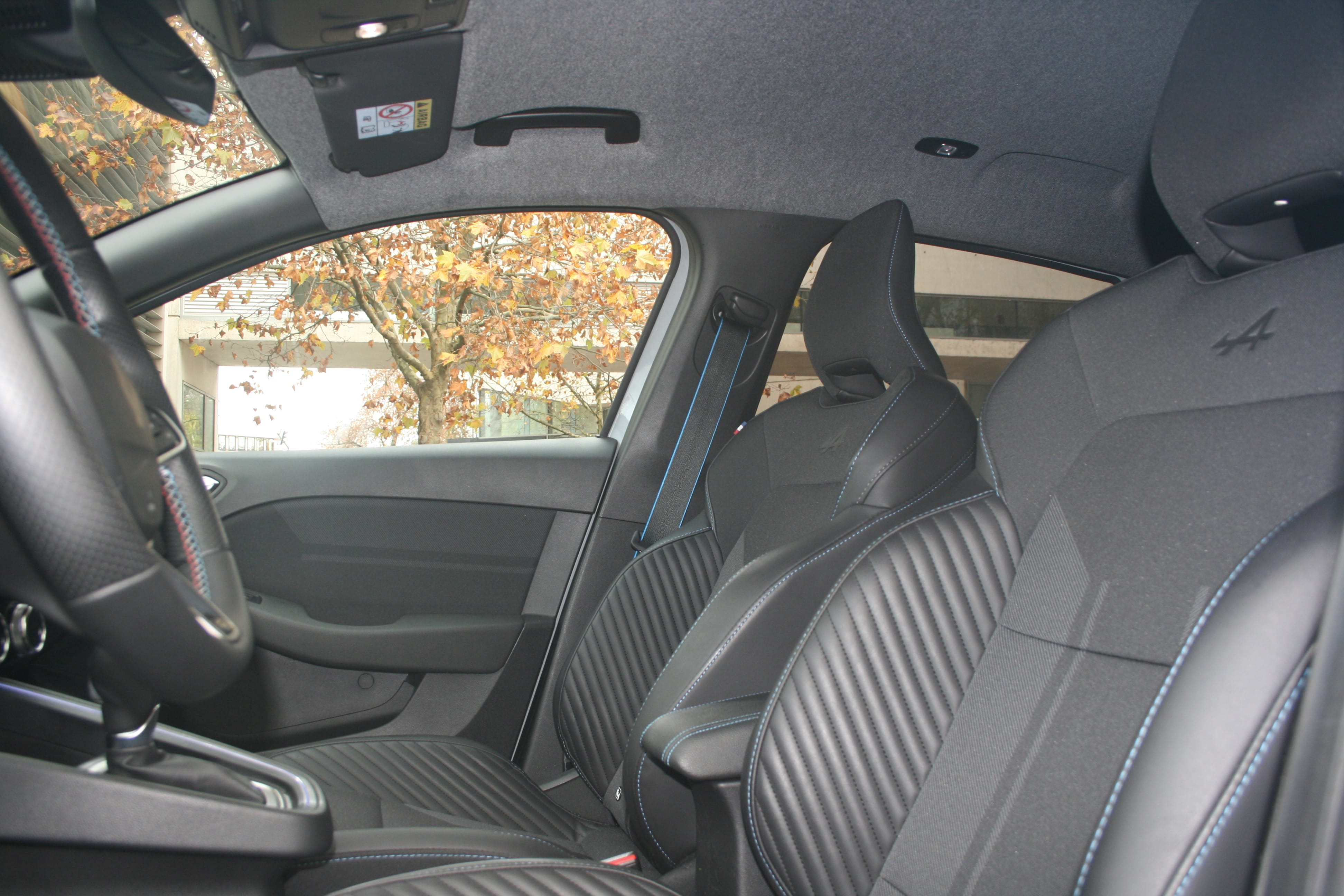 Renault Clio E-tech avec Audio Bluetooth