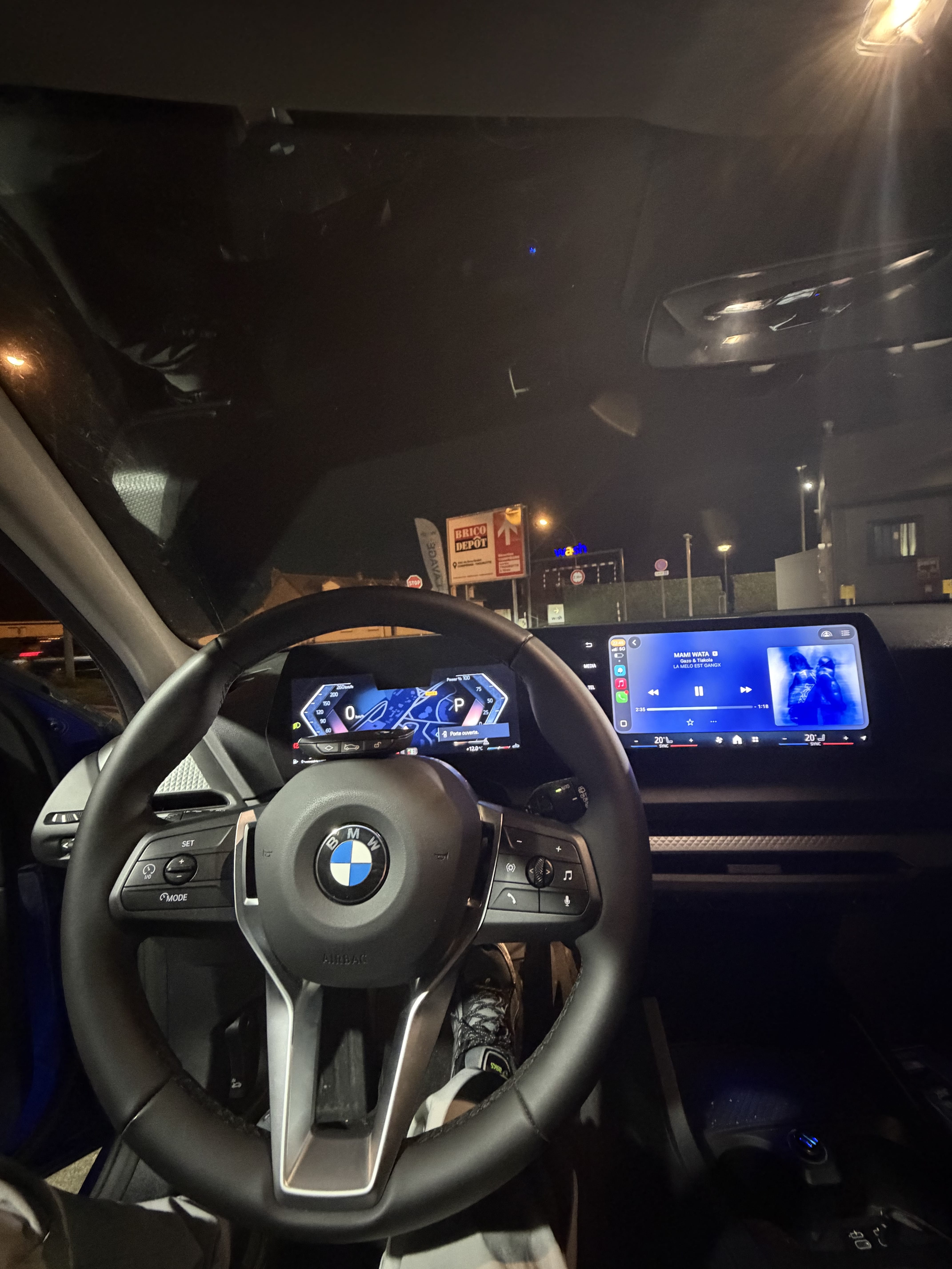 BMW Série 1 M sport avec GPS