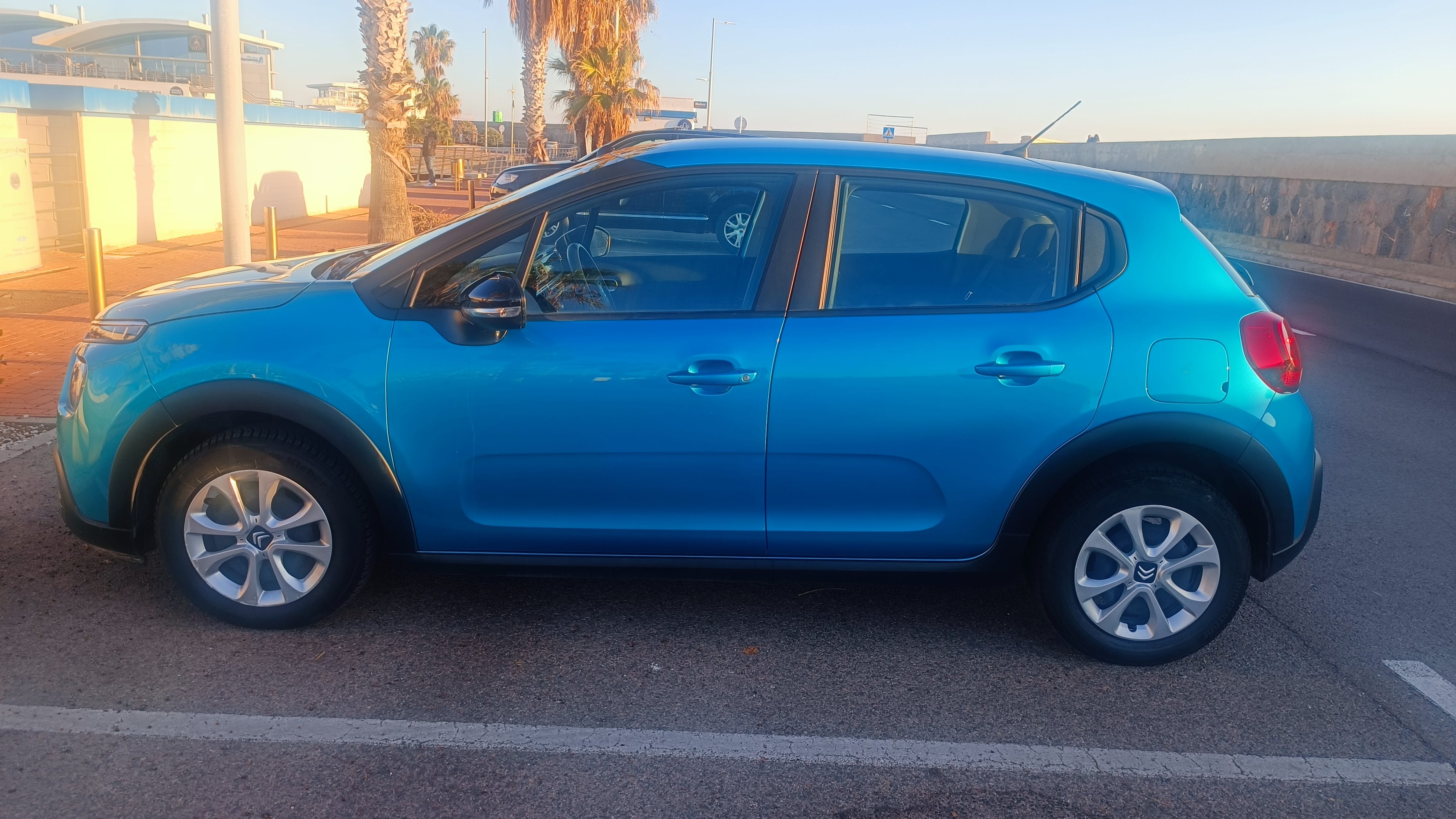 Citroen C3 Puretech 83CV Live Pack mit Audio-/iPod-Zugang