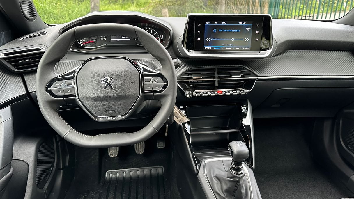 Peugeot 2008 avec Entrée audio / iPod