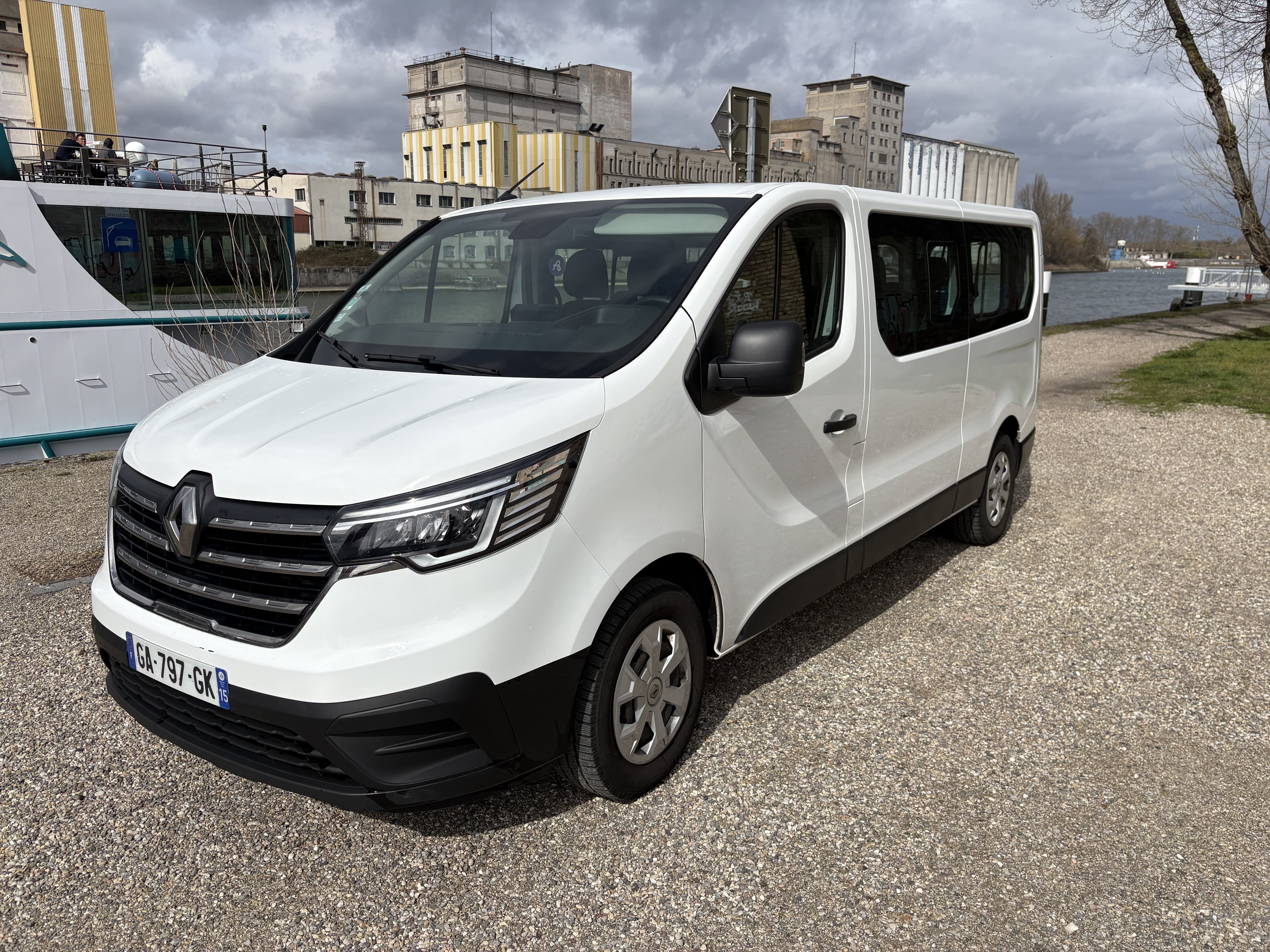Renault Trafic Passenger 3, 2021, Diesel, 9 places et plus