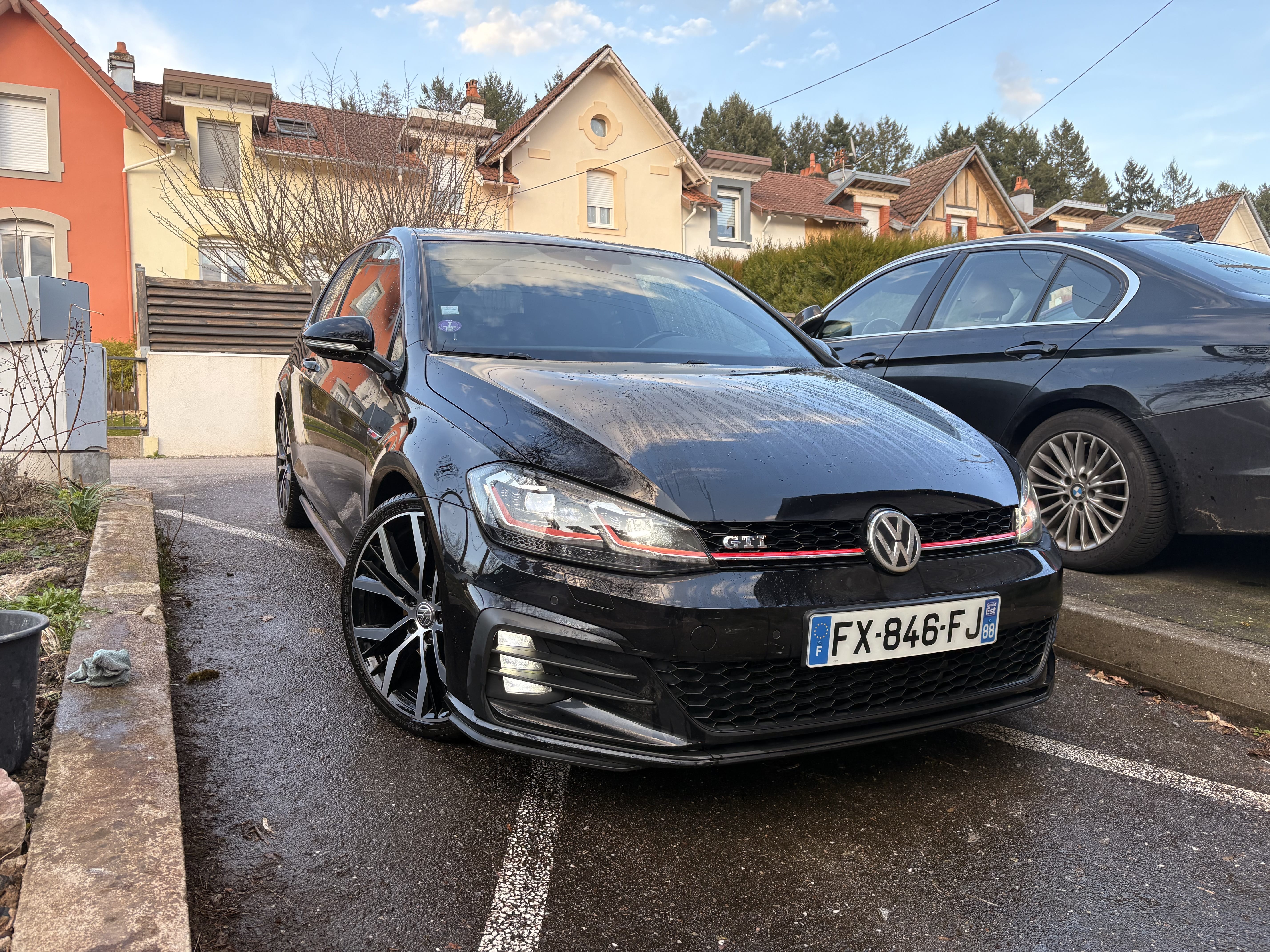 Volkswagen Golf GTI avec Apple CarPlay