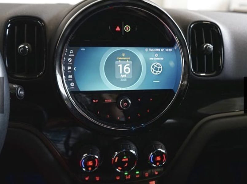 Mini Cooper Countryman met GPS