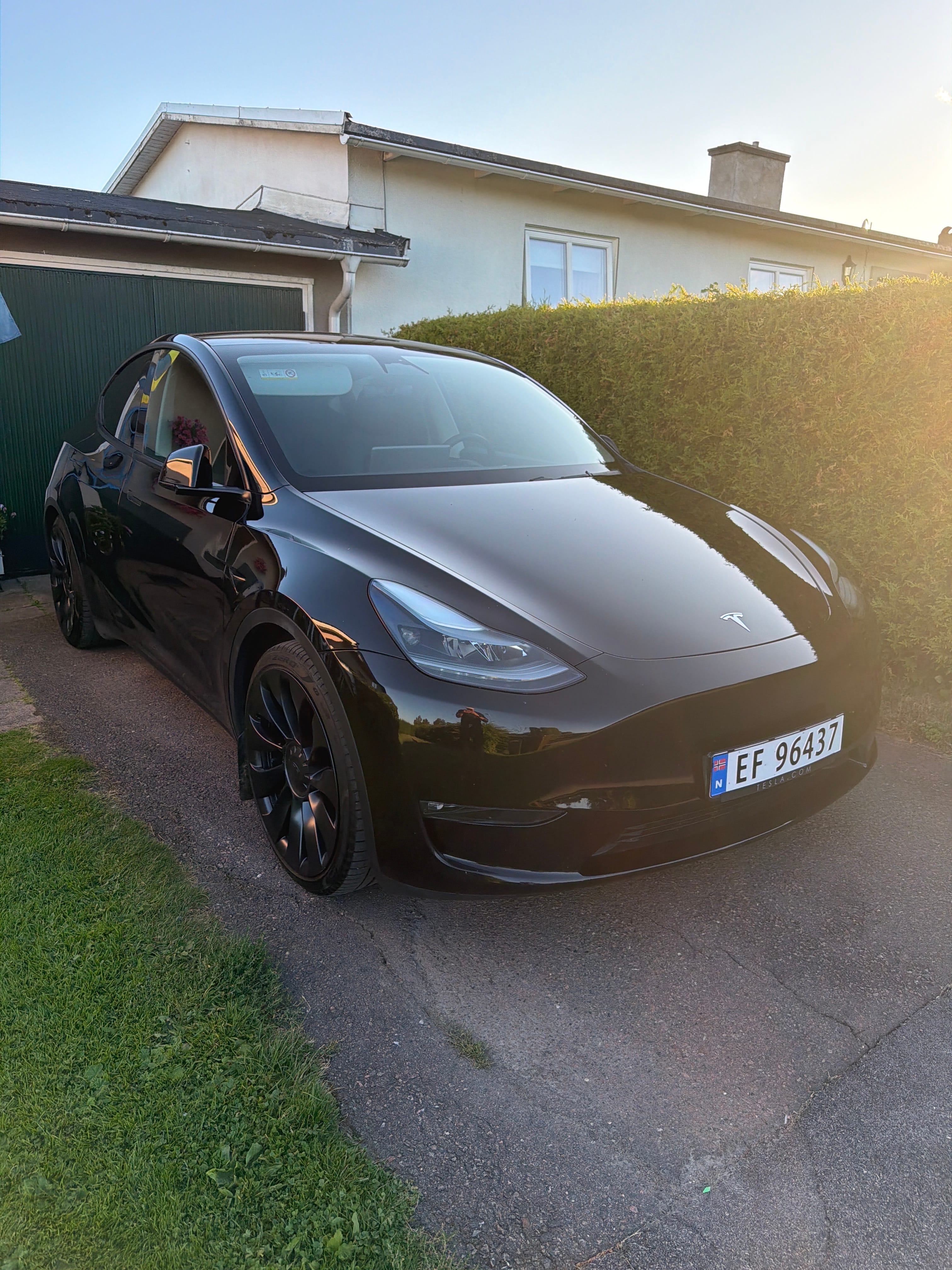 Tesla Model Y Performance, 2023, Elektrisk, automatisk
