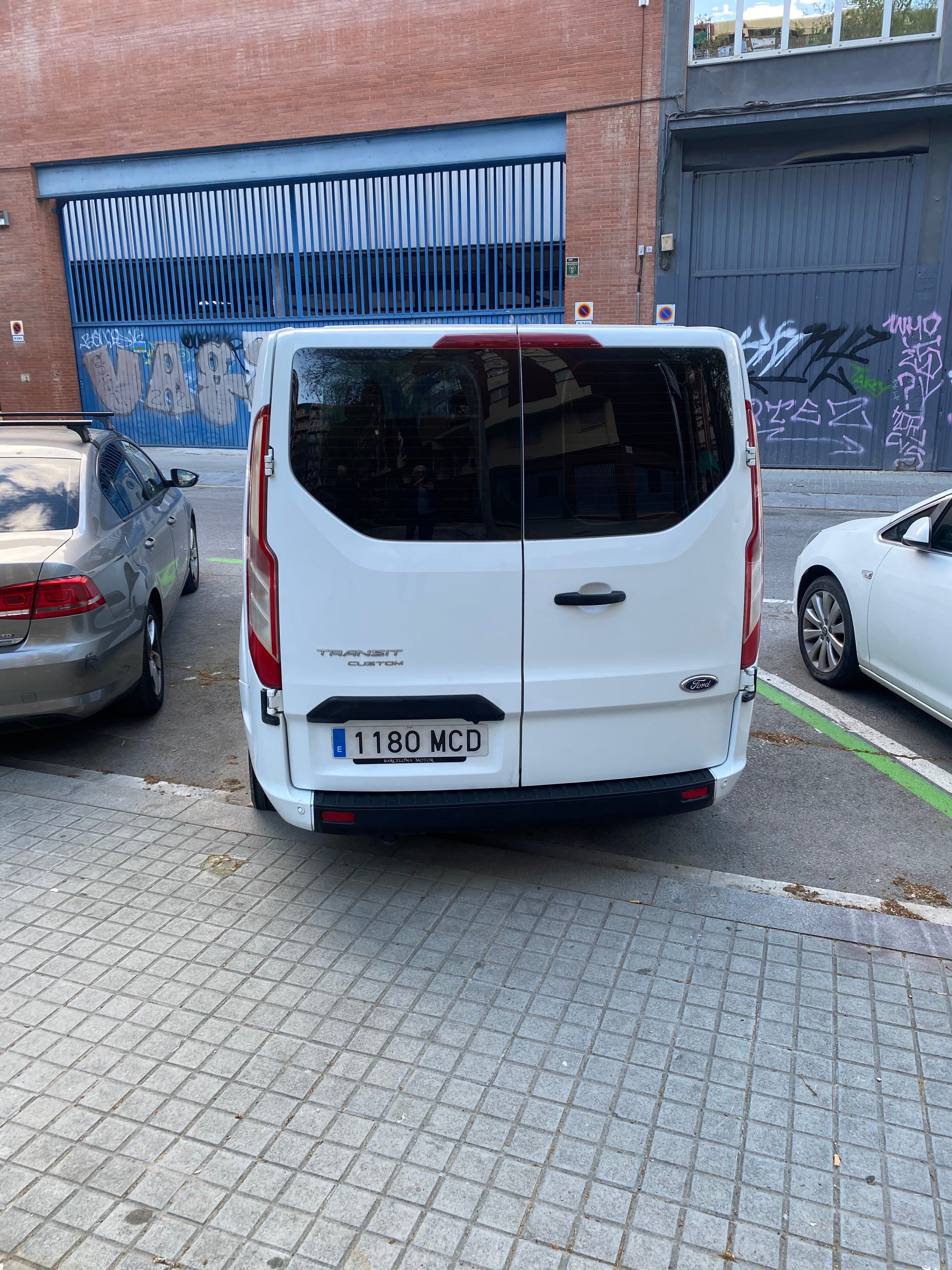 Ford Transit Custom Kombi 2.0 130CV DIÉSEL con Cámara de marcha atrás