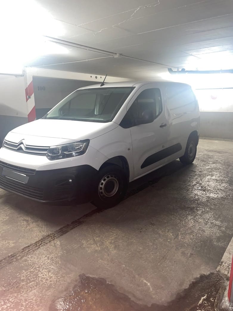 Citroen Berlingo Van (GP564) taille M = L1 (Clim, Bluetooth, ...), 2023, Essence 98