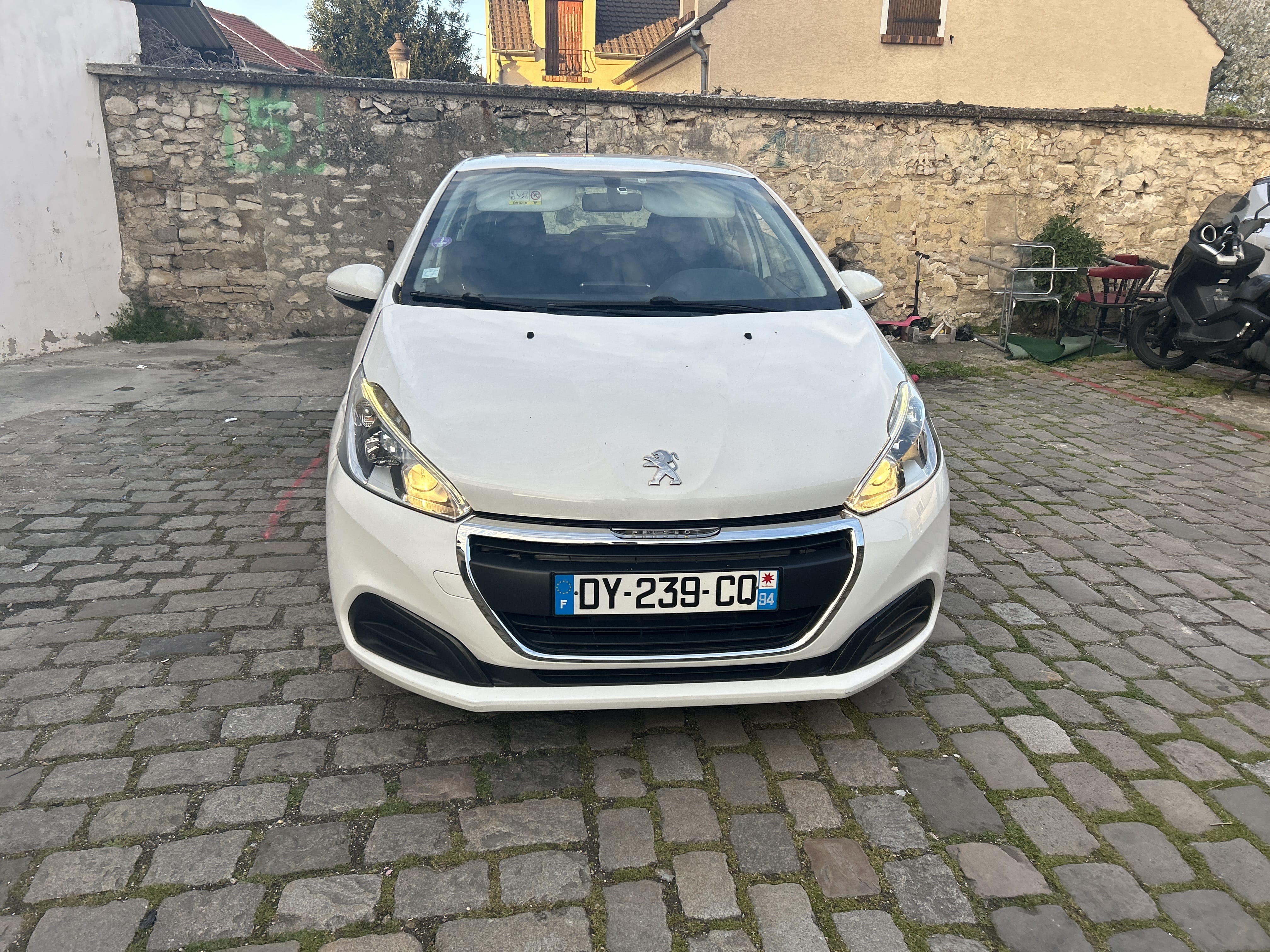 Peugeot 208 avec Android Auto