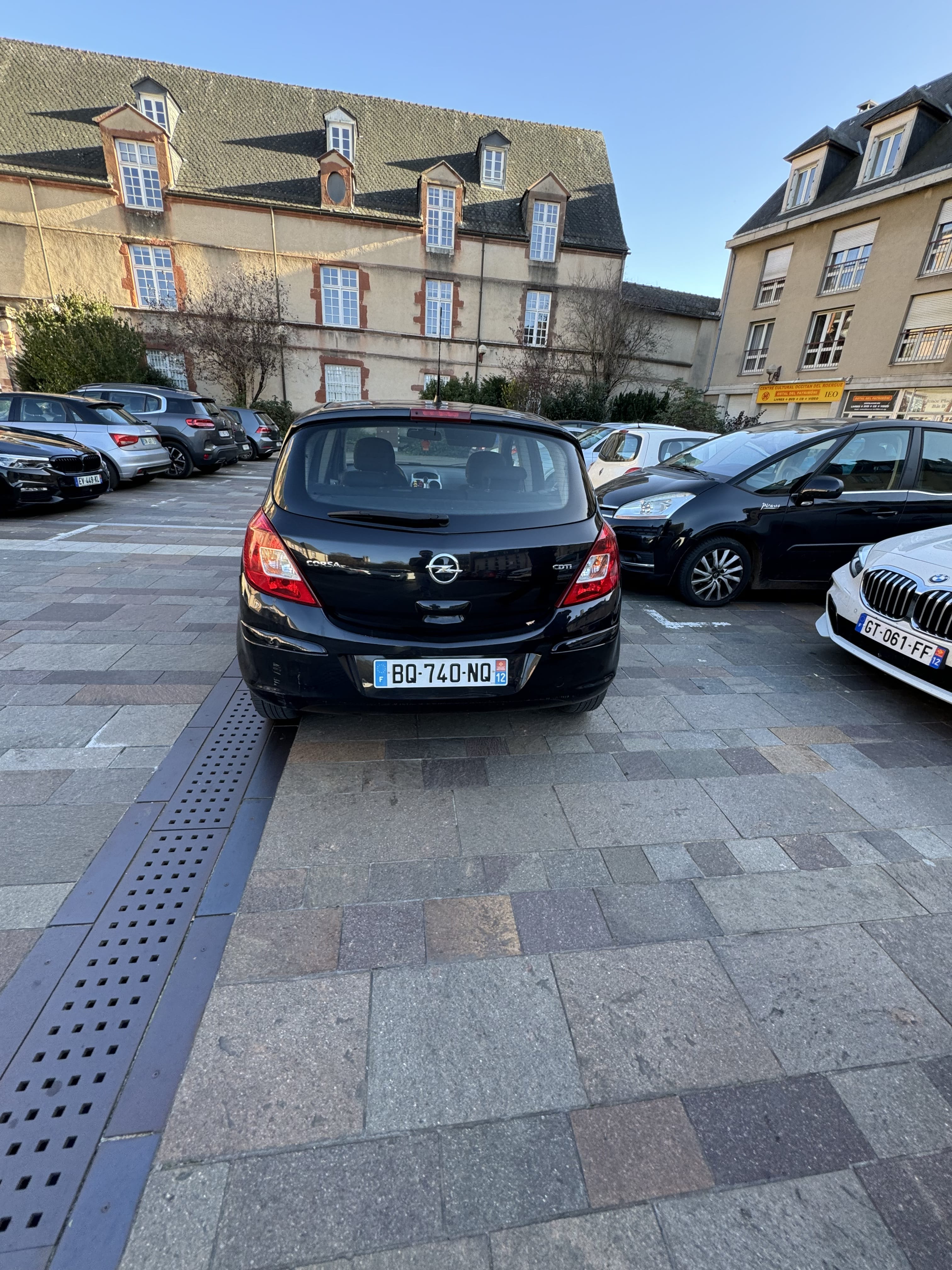 Opel Corsa avec Siège bébé